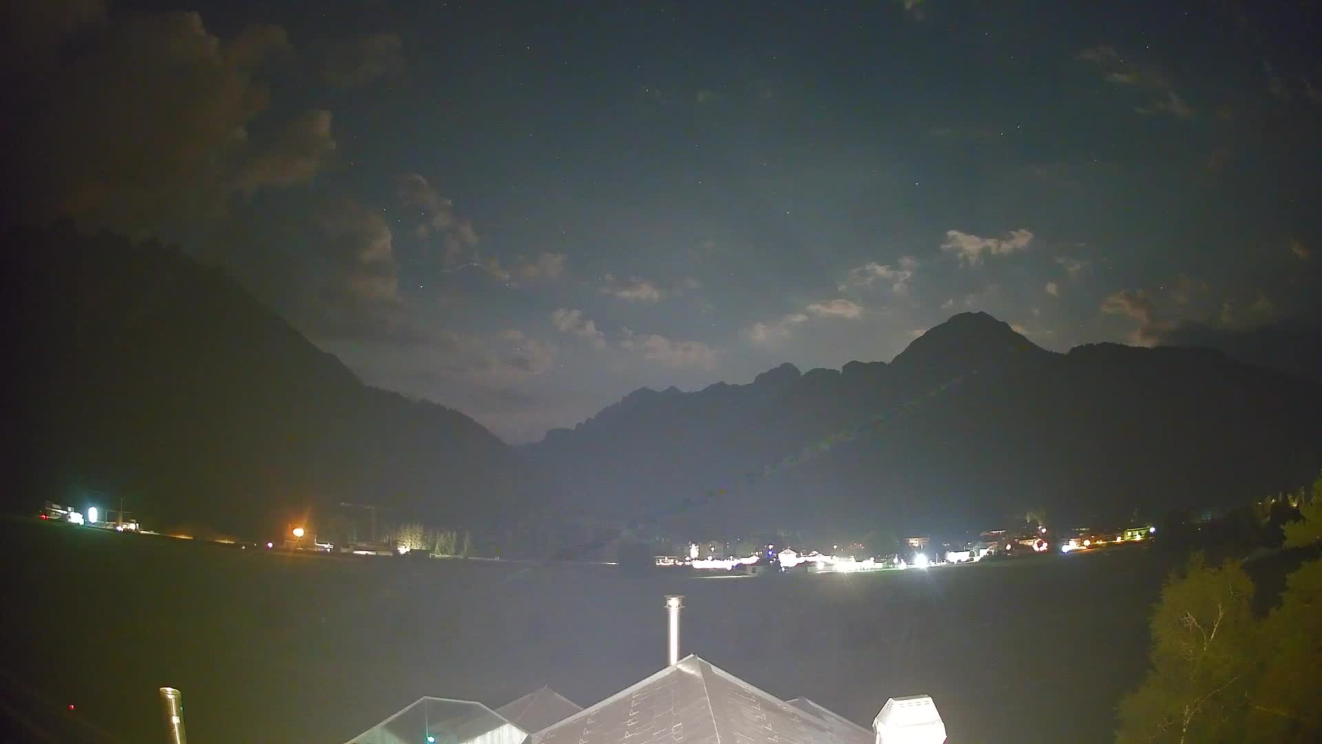 Webcam Toblach Dolomites – View from Hotel Rosengarten