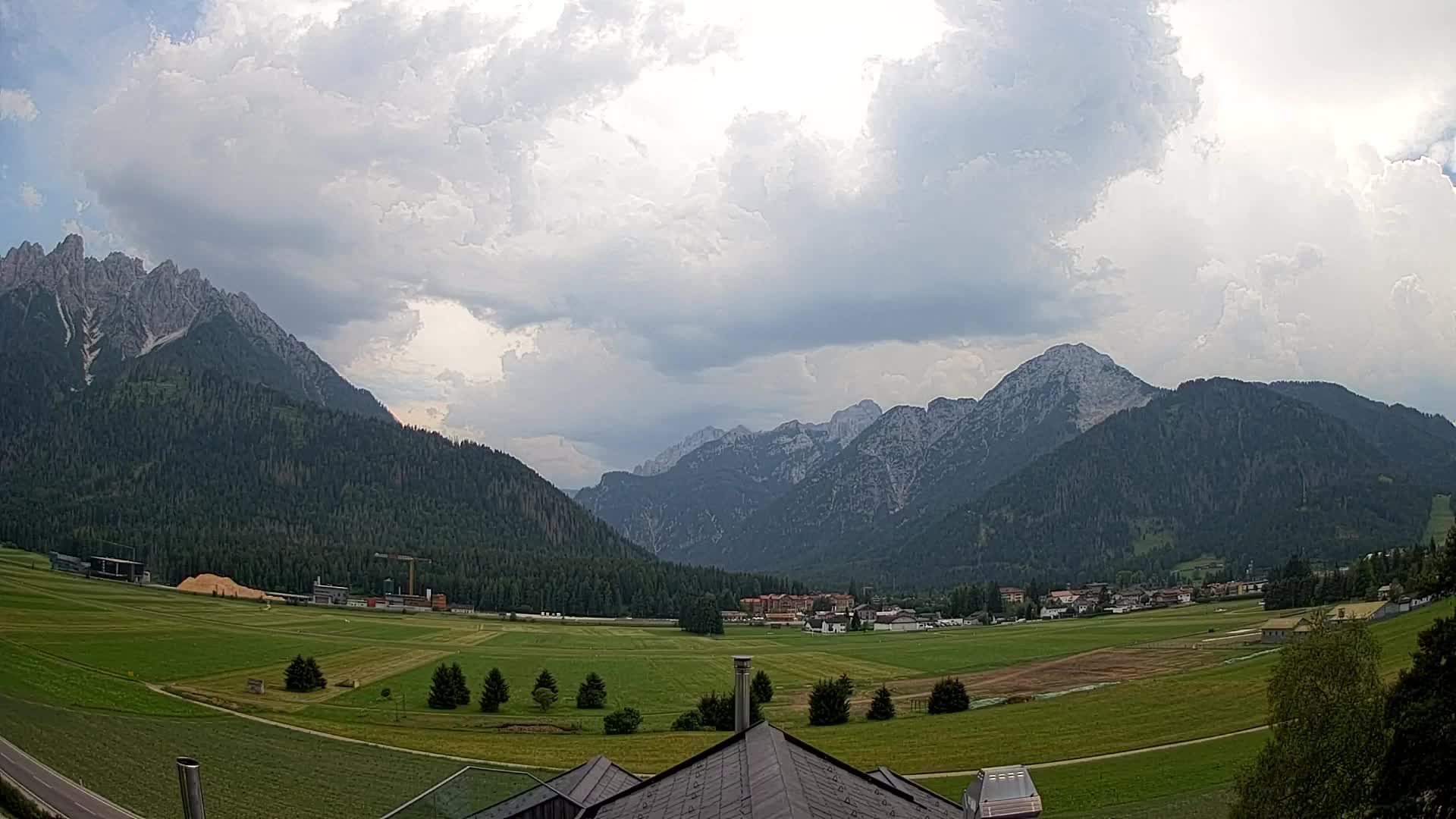 Webcam Dobbiaco Dolomiti – Vista dall’Hotel Rosengarten