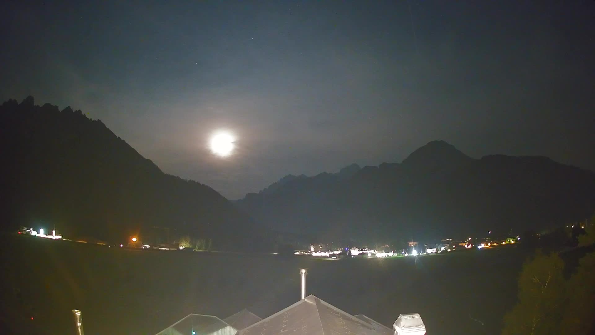 Webcam Toblach Dolomites – View from Hotel Rosengarten