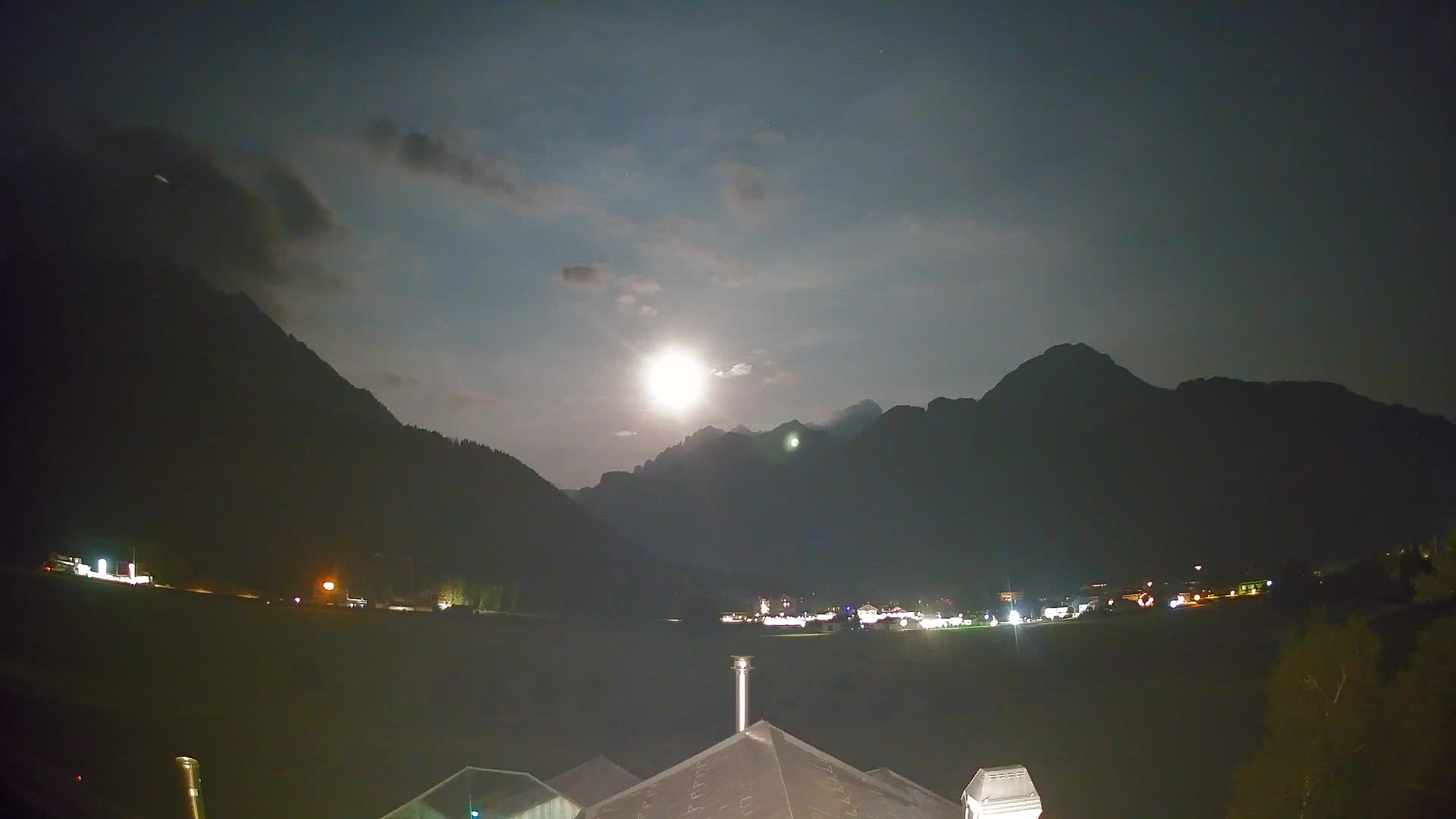 Webcam Toblach Dolomites – View from Hotel Rosengarten