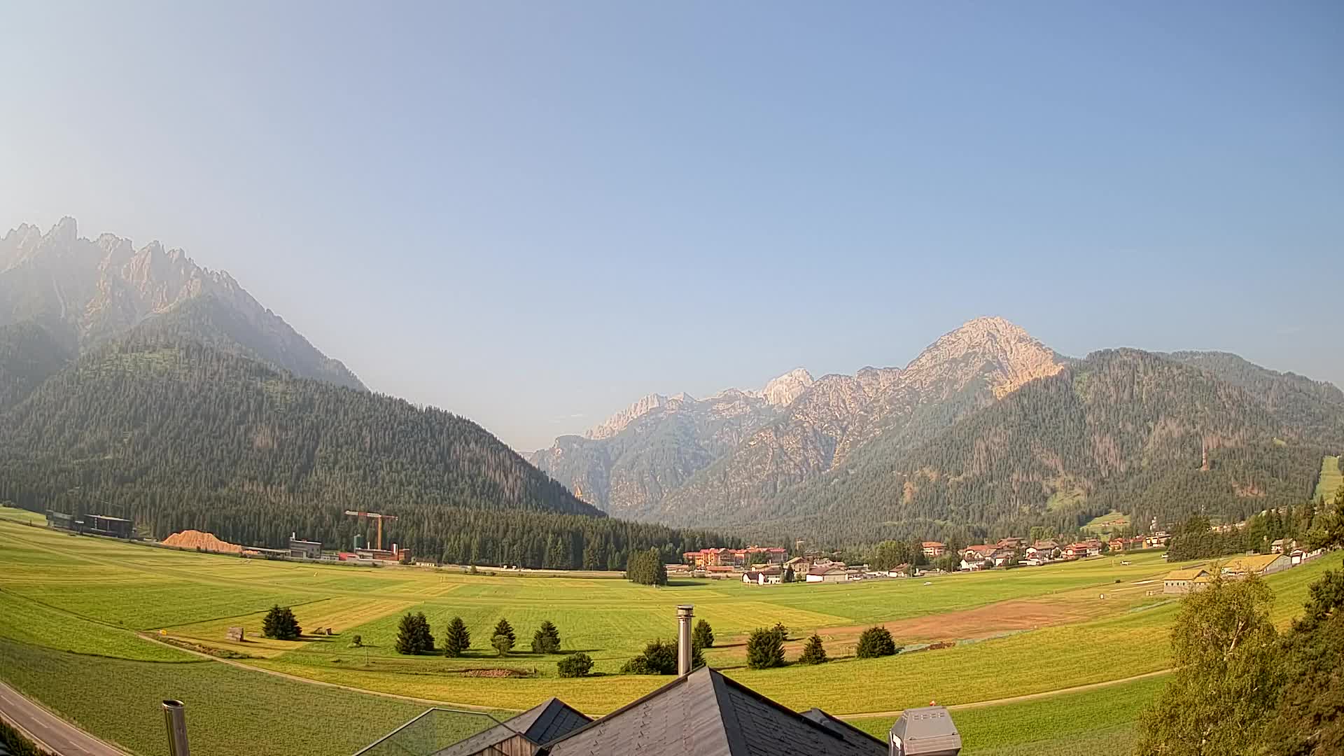 Webcam Toblach Dolomites – View from Hotel Rosengarten