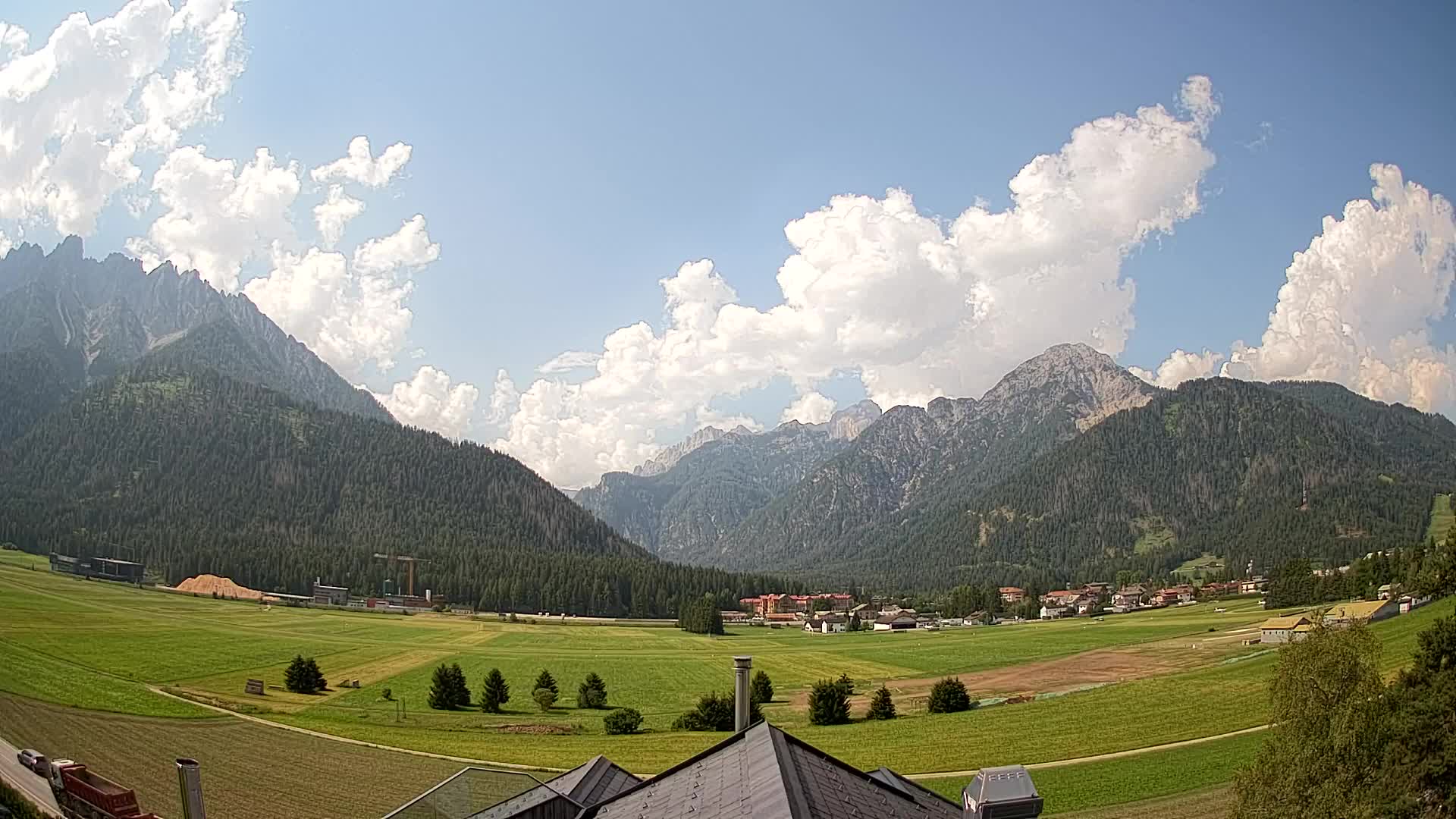 Webcam Dobbiaco Dolomiti – Vista dall’Hotel Rosengarten