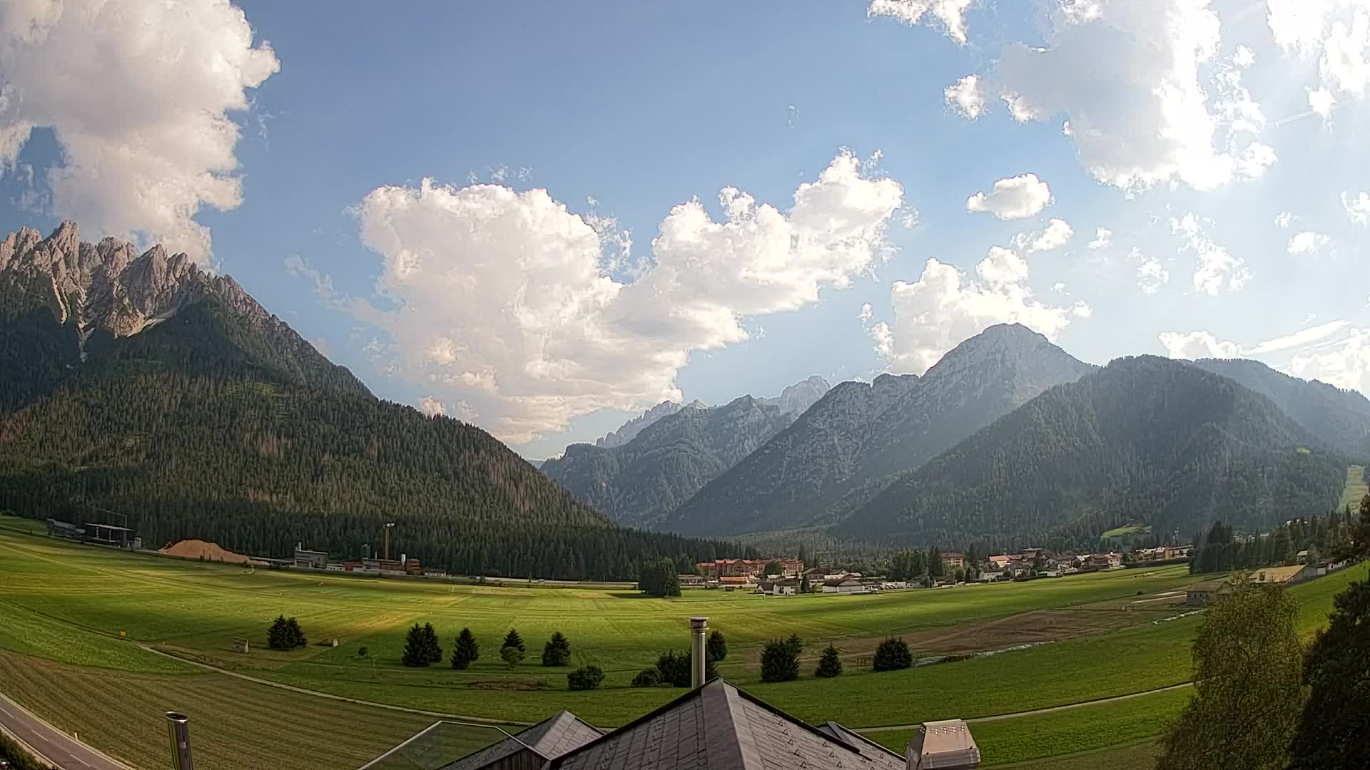 Webcam Dobbiaco Dolomiti – Vista dall’Hotel Rosengarten