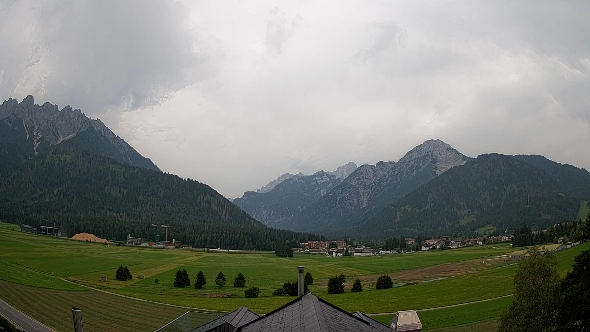 Webcam Toblach Dolomites – View from Hotel Rosengarten