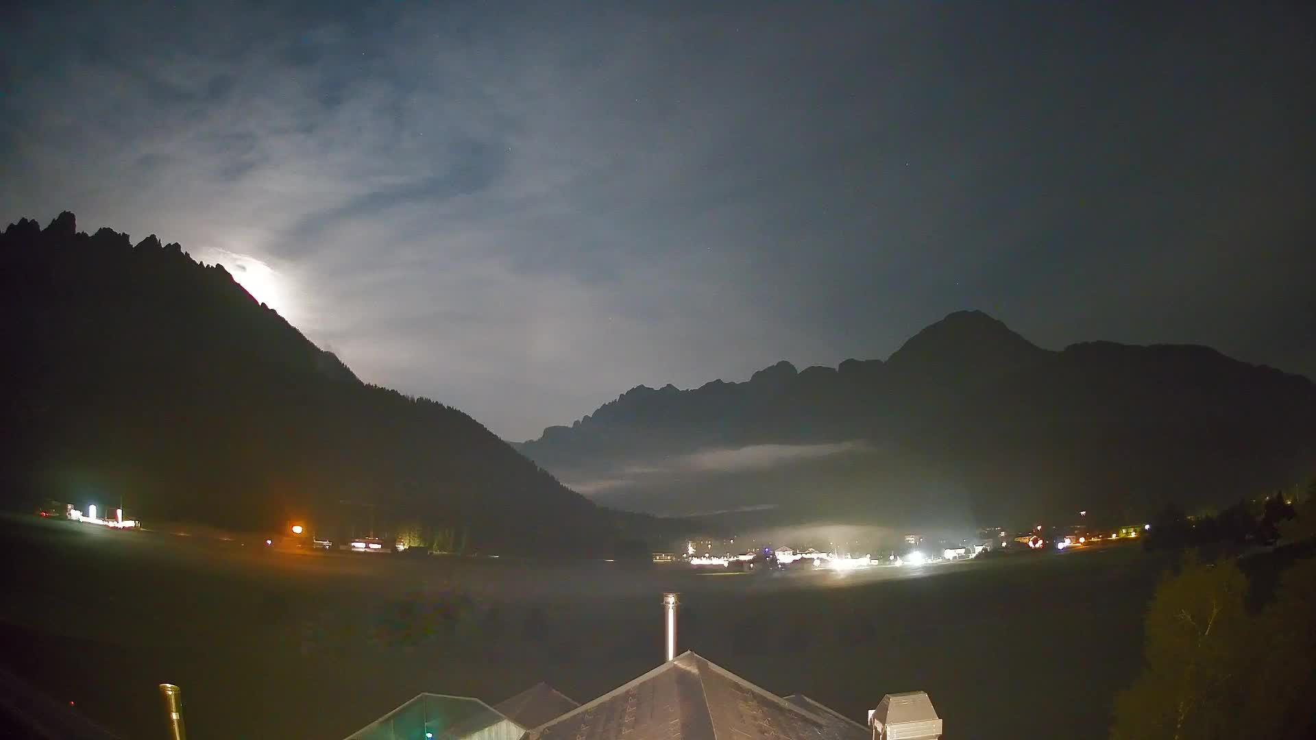 Webcam Toblach Dolomites – View from Hotel Rosengarten