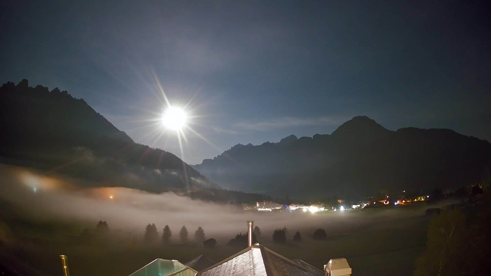 Webcam Toblach Dolomites – View from Hotel Rosengarten