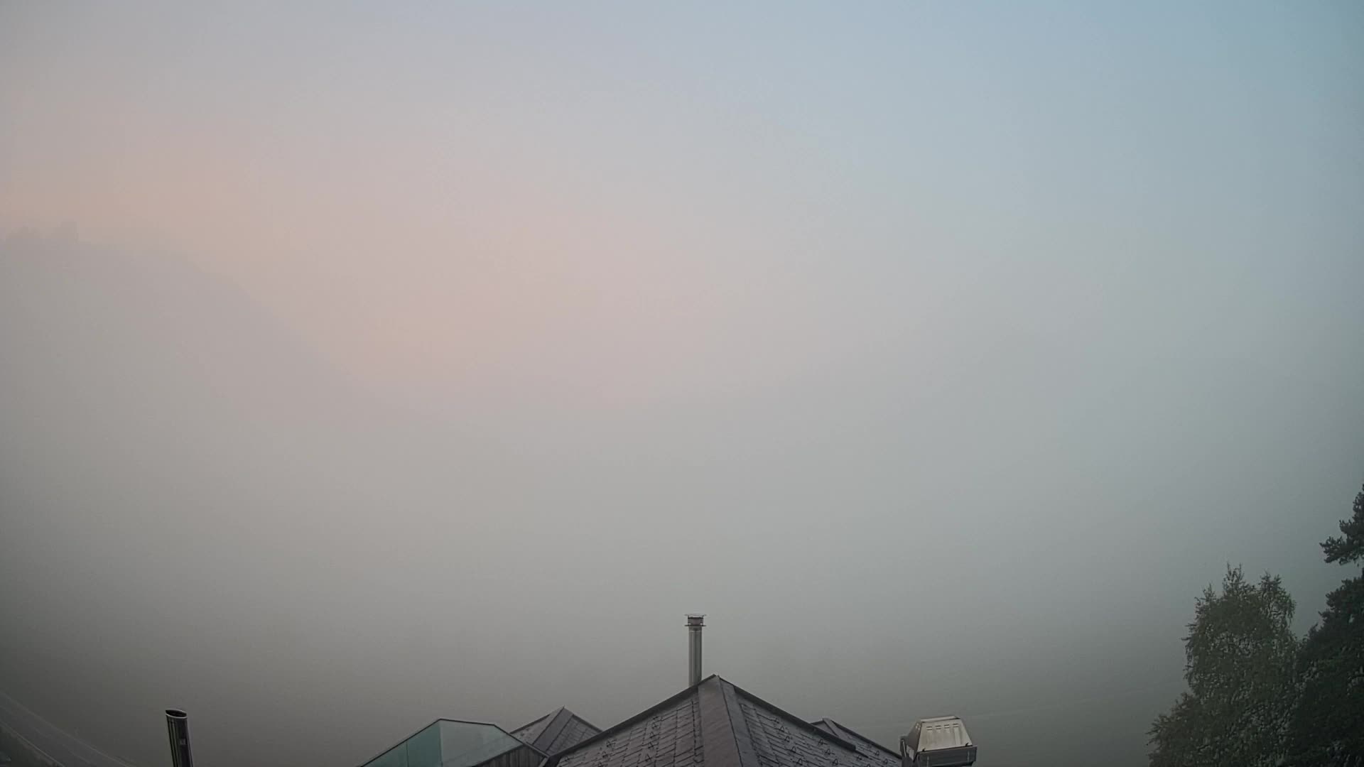 Webcam Toblach Dolomites – View from Hotel Rosengarten