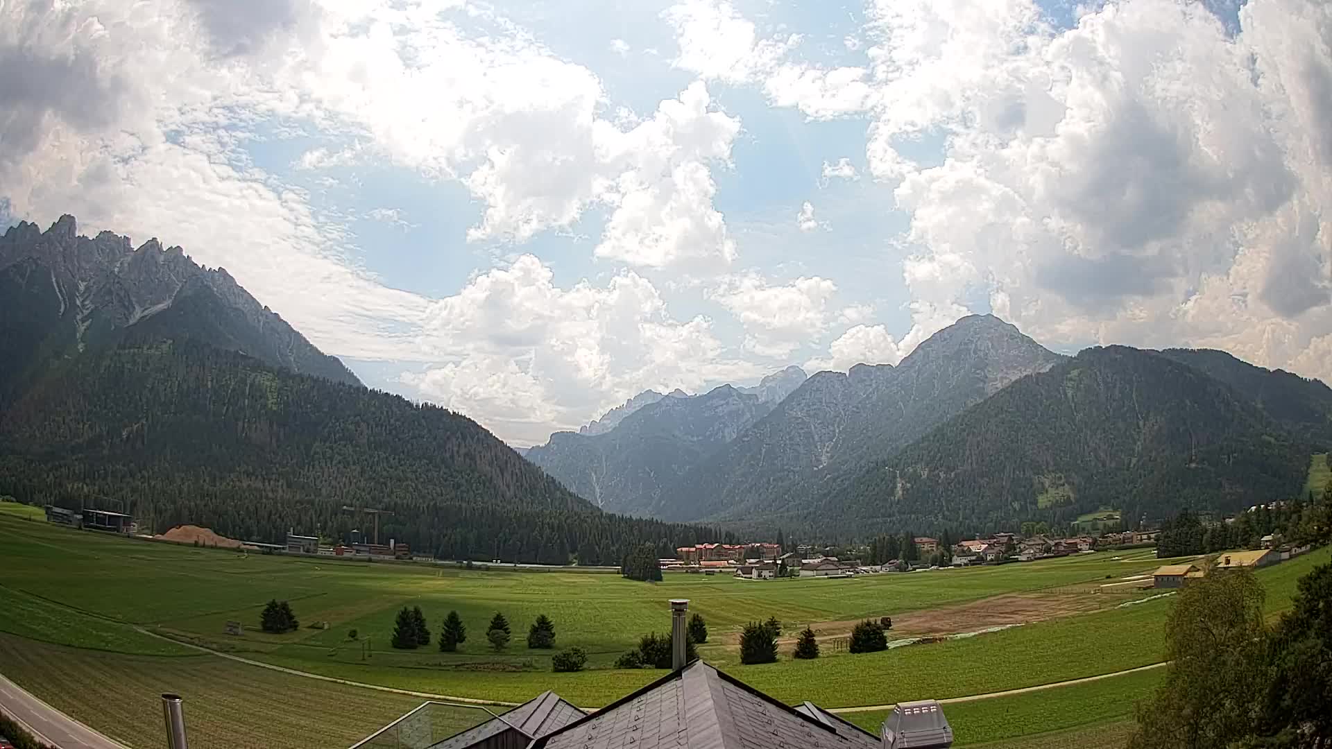 Webcam Dobbiaco Dolomiti – Vista dall’Hotel Rosengarten