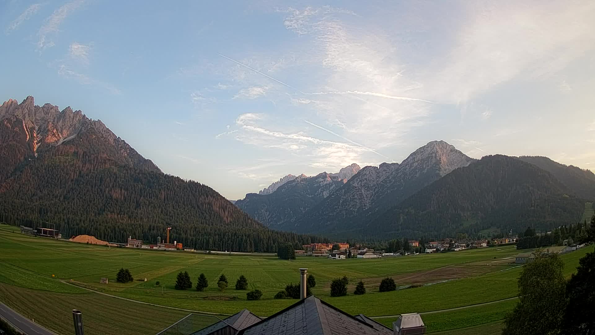 Webcam Toblach Dolomites – View from Hotel Rosengarten