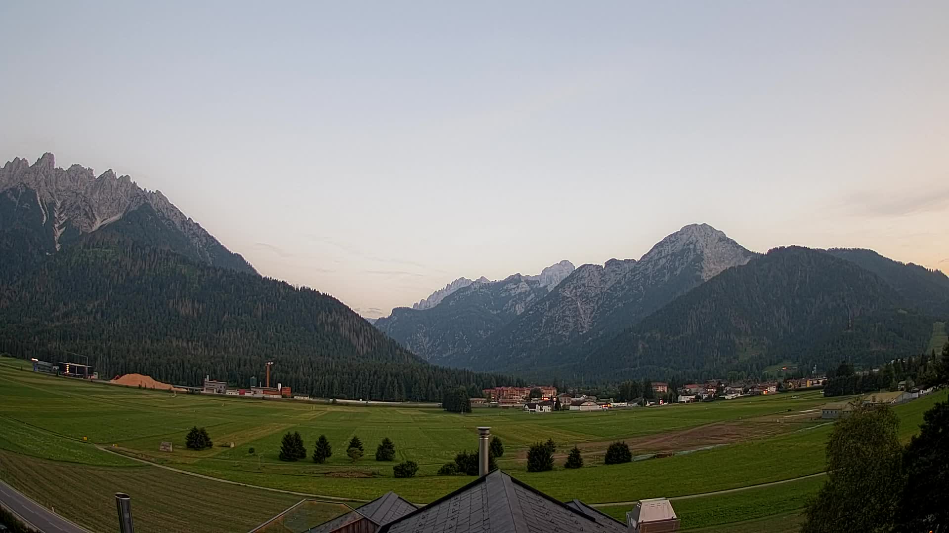 Webcam Dobbiaco Dolomiti – Vista dall’Hotel Rosengarten