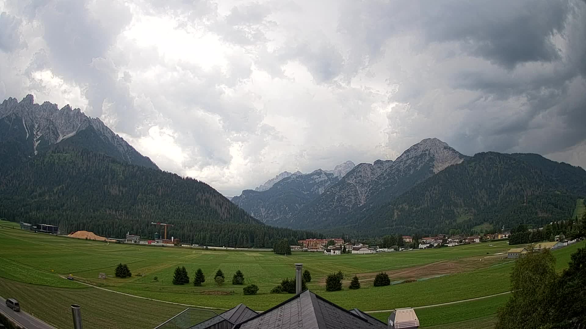 Webcam Toblach Dolomites – View from Hotel Rosengarten