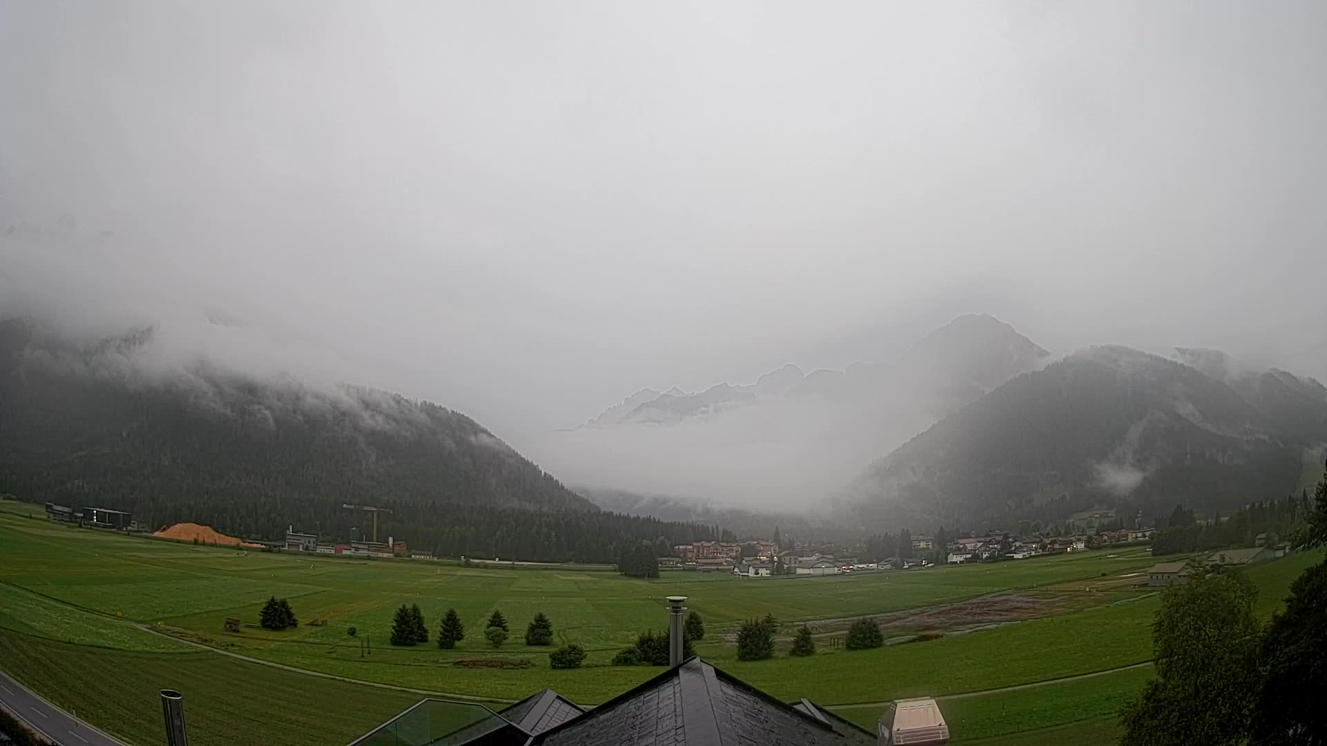 Webcam Toblach Dolomites – View from Hotel Rosengarten