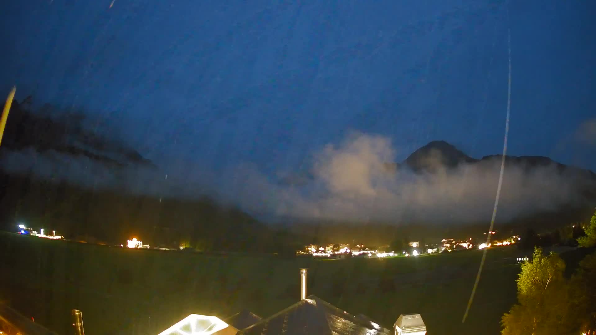 Spletna kamera Toblach Dolomiti – Pogled iz hotela Rosengarten