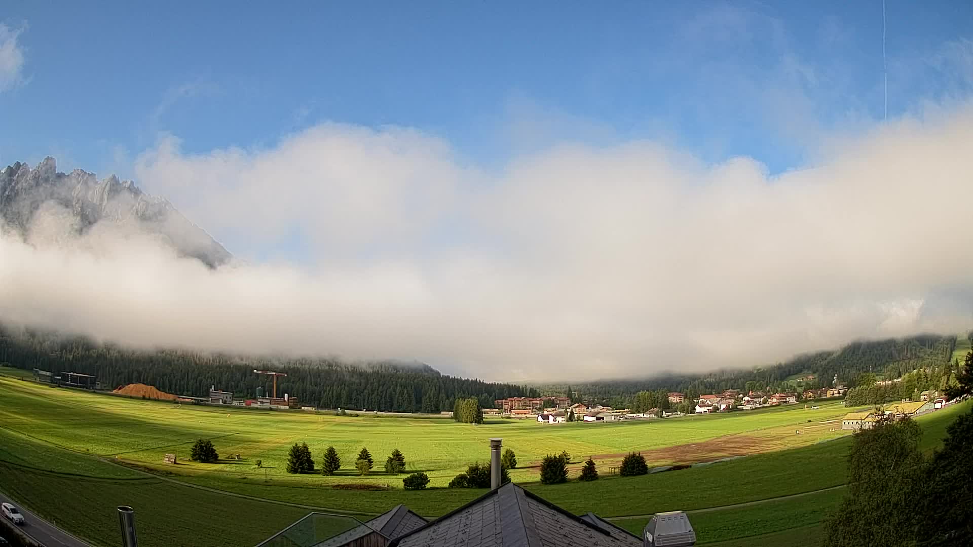 Webcam Toblach Dolomites – View from Hotel Rosengarten