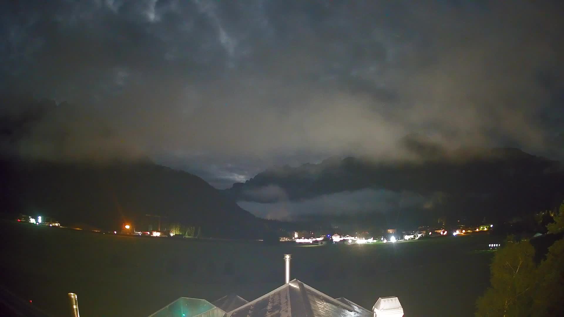 Spletna kamera Toblach Dolomiti – Pogled iz hotela Rosengarten
