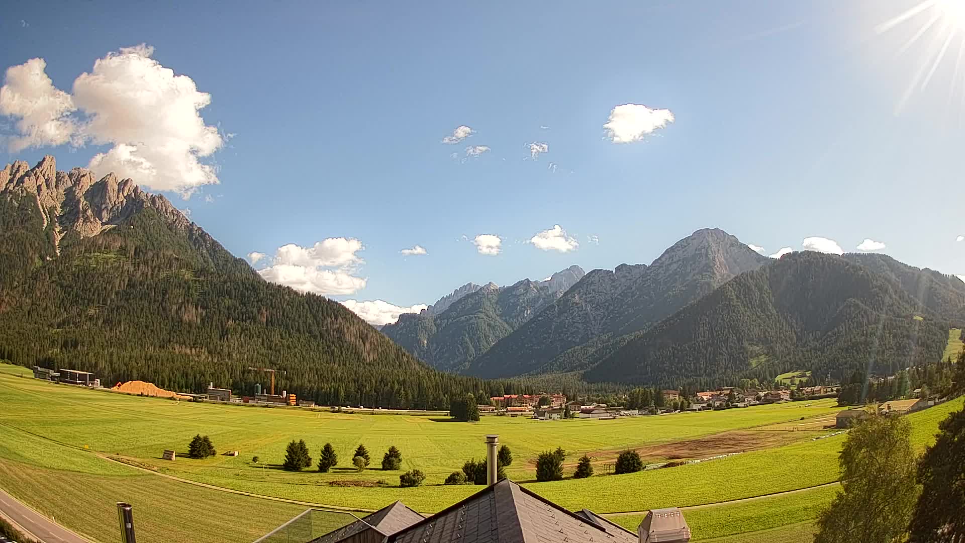 Webcam Dobbiaco Dolomiti – Vista dall’Hotel Rosengarten