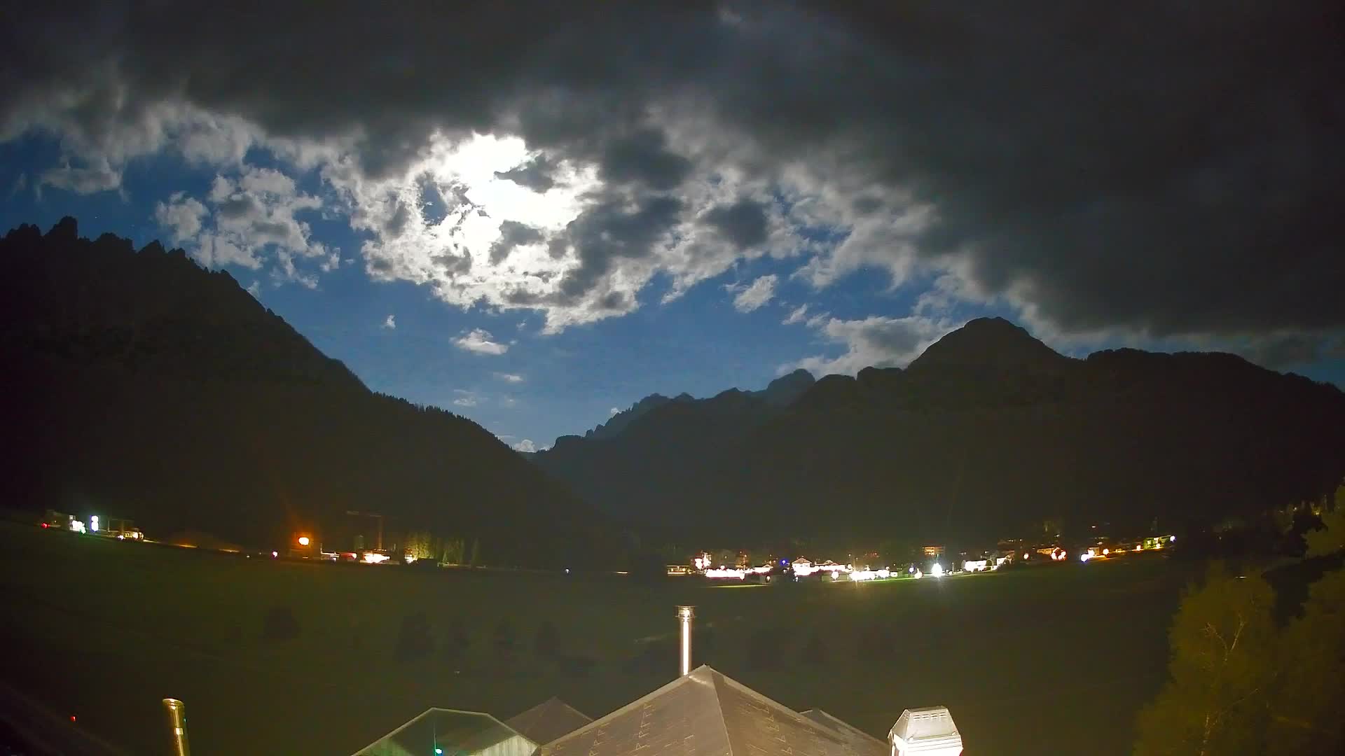 Webcam Dobbiaco Dolomiti – Vista dall’Hotel Rosengarten