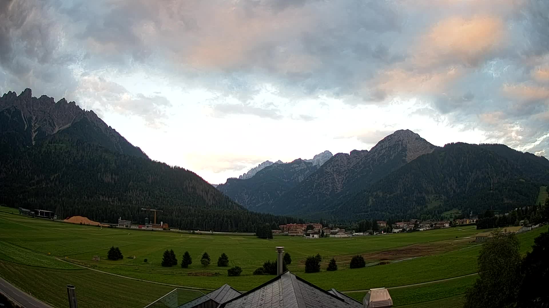 Webcam Dobbiaco Dolomiti – Vista dall’Hotel Rosengarten