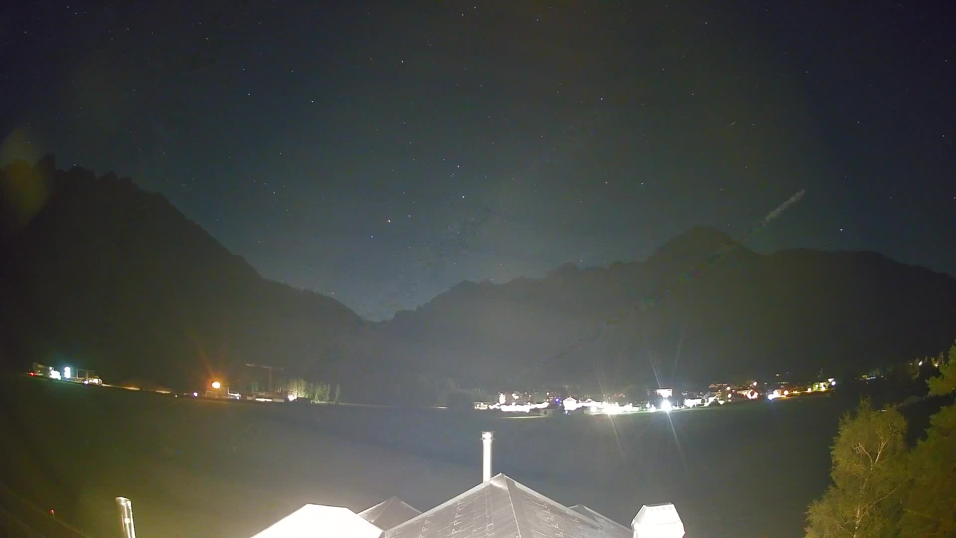 Webcam Toblach Dolomites – View from Hotel Rosengarten