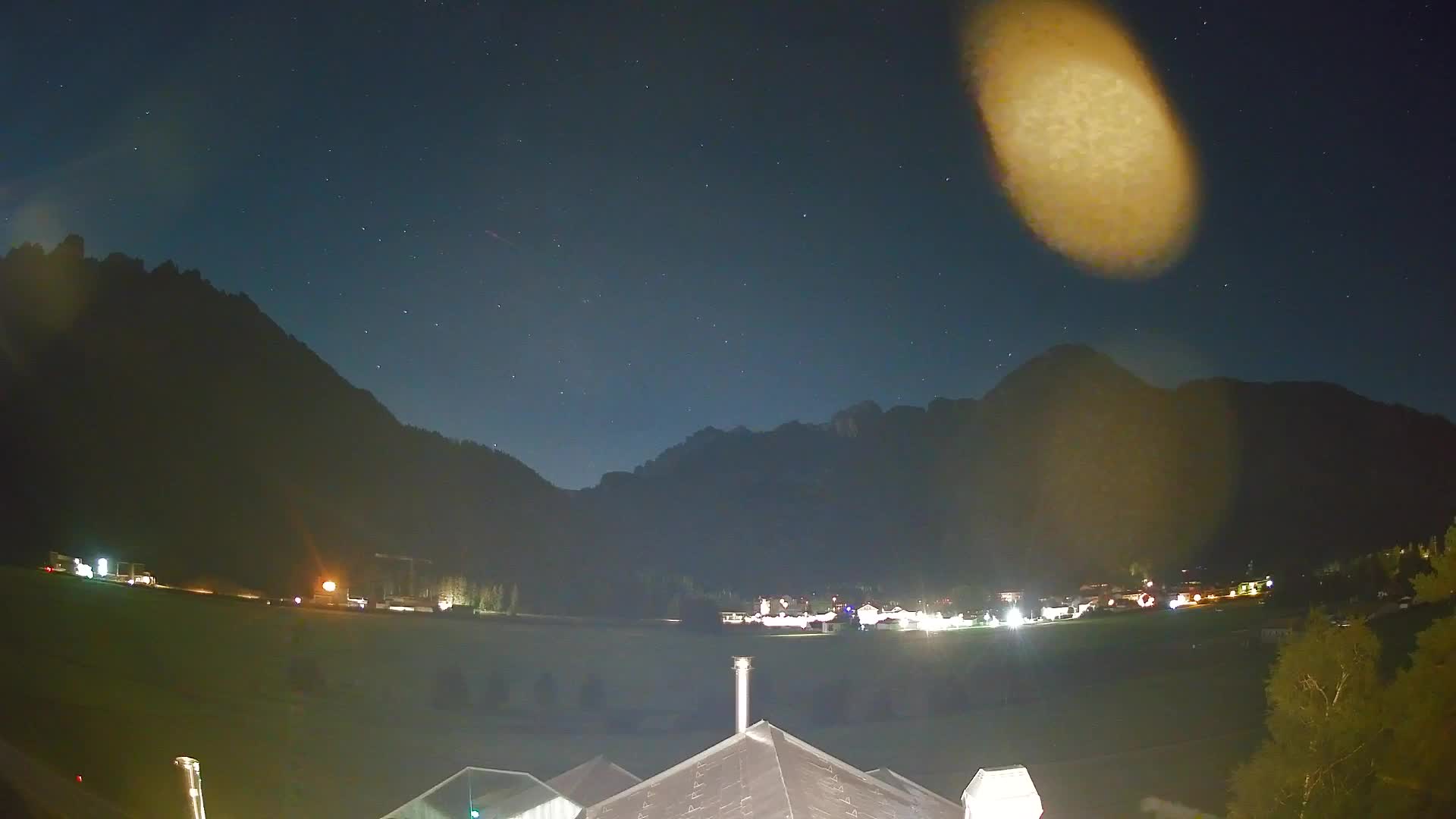 Webcam Toblach Dolomites – View from Hotel Rosengarten