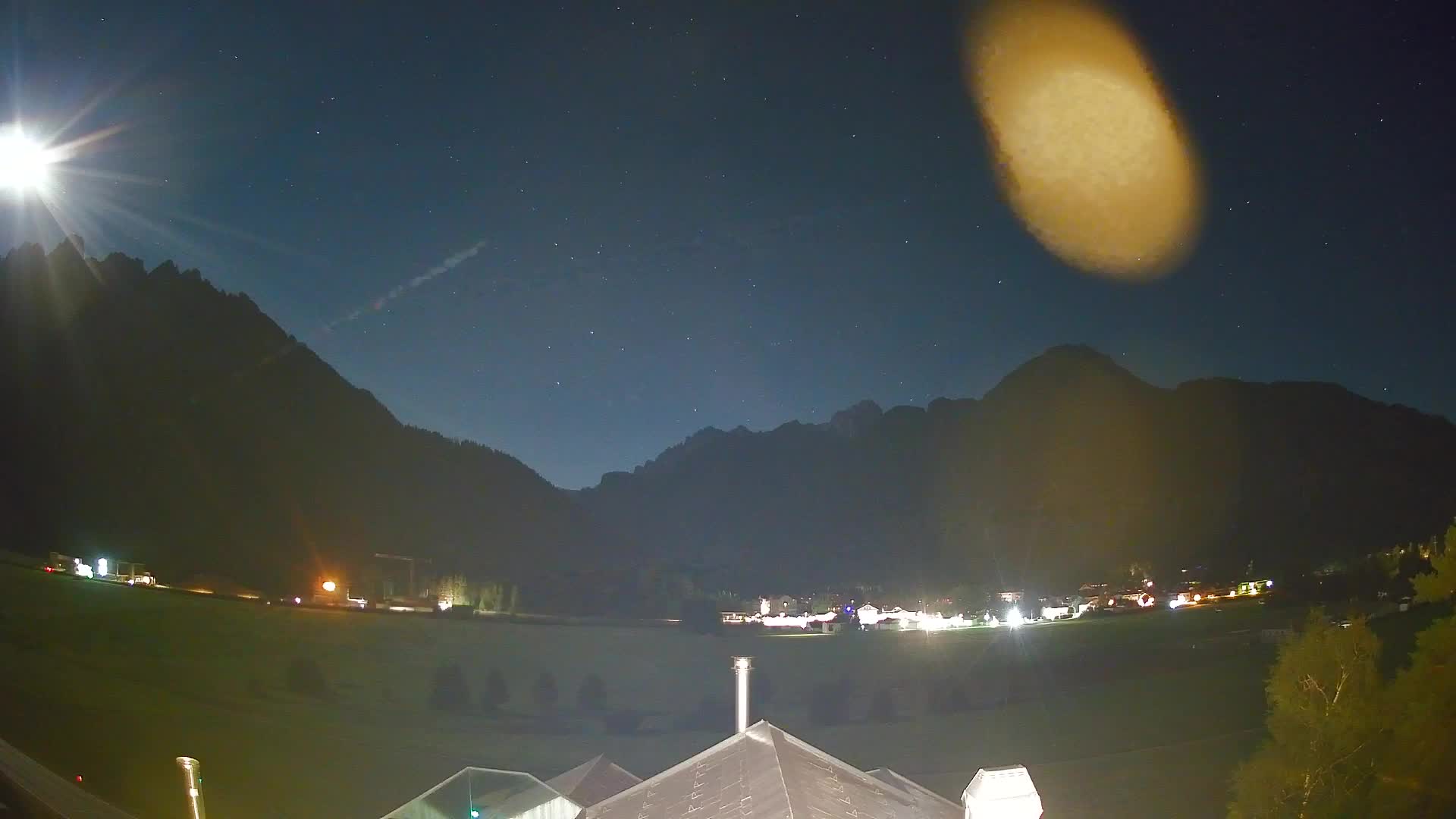Spletna kamera Toblach Dolomiti – Pogled iz hotela Rosengarten
