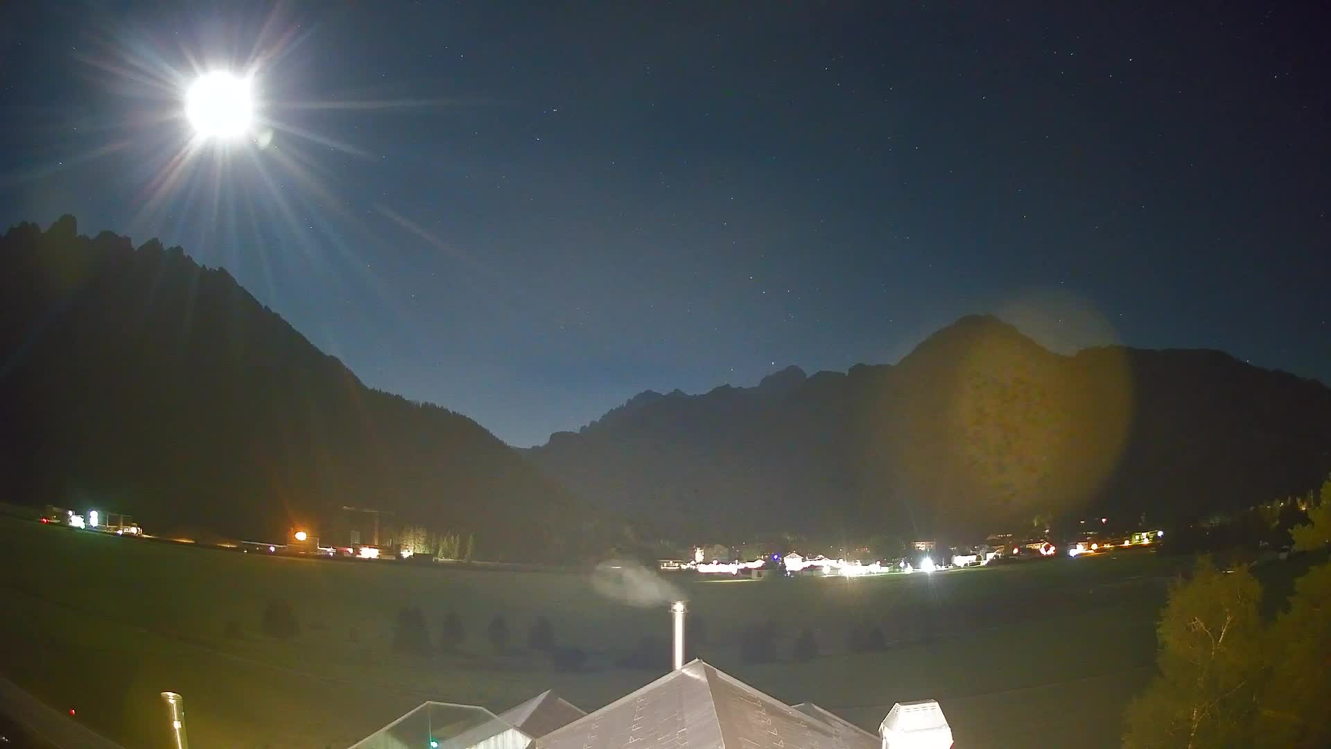 Spletna kamera Toblach Dolomiti – Pogled iz hotela Rosengarten