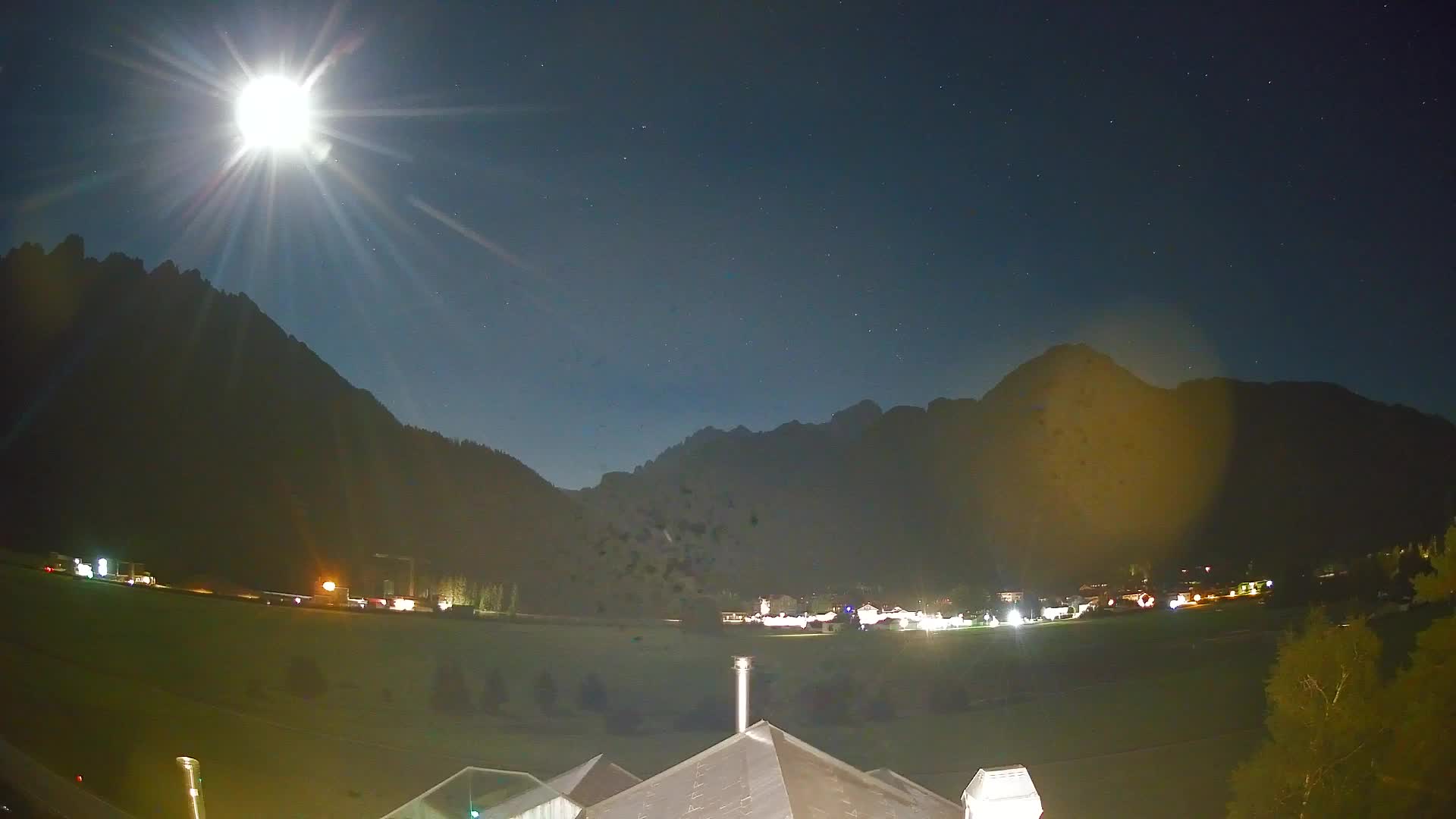 Webcam Toblach Dolomites – View from Hotel Rosengarten