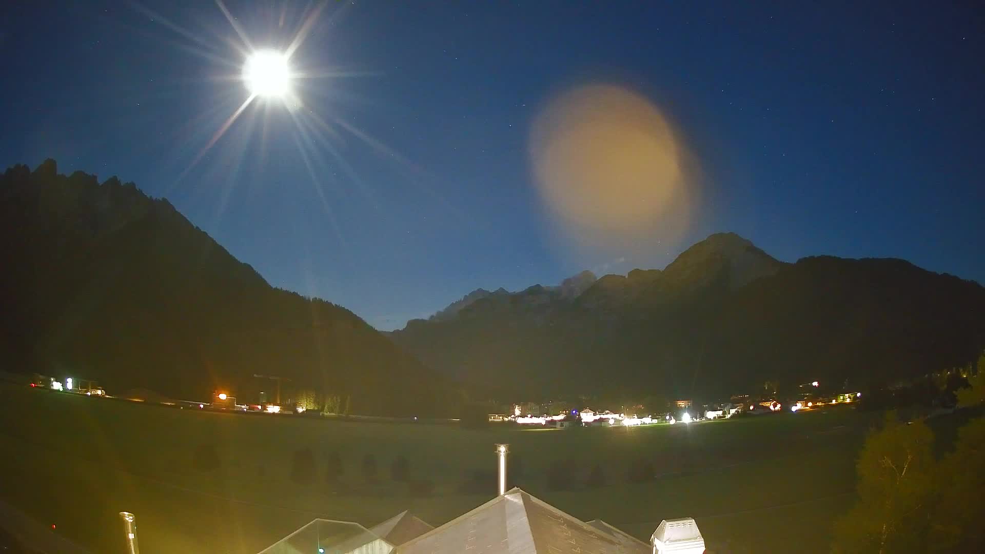 Webcam Toblach Dolomites – View from Hotel Rosengarten