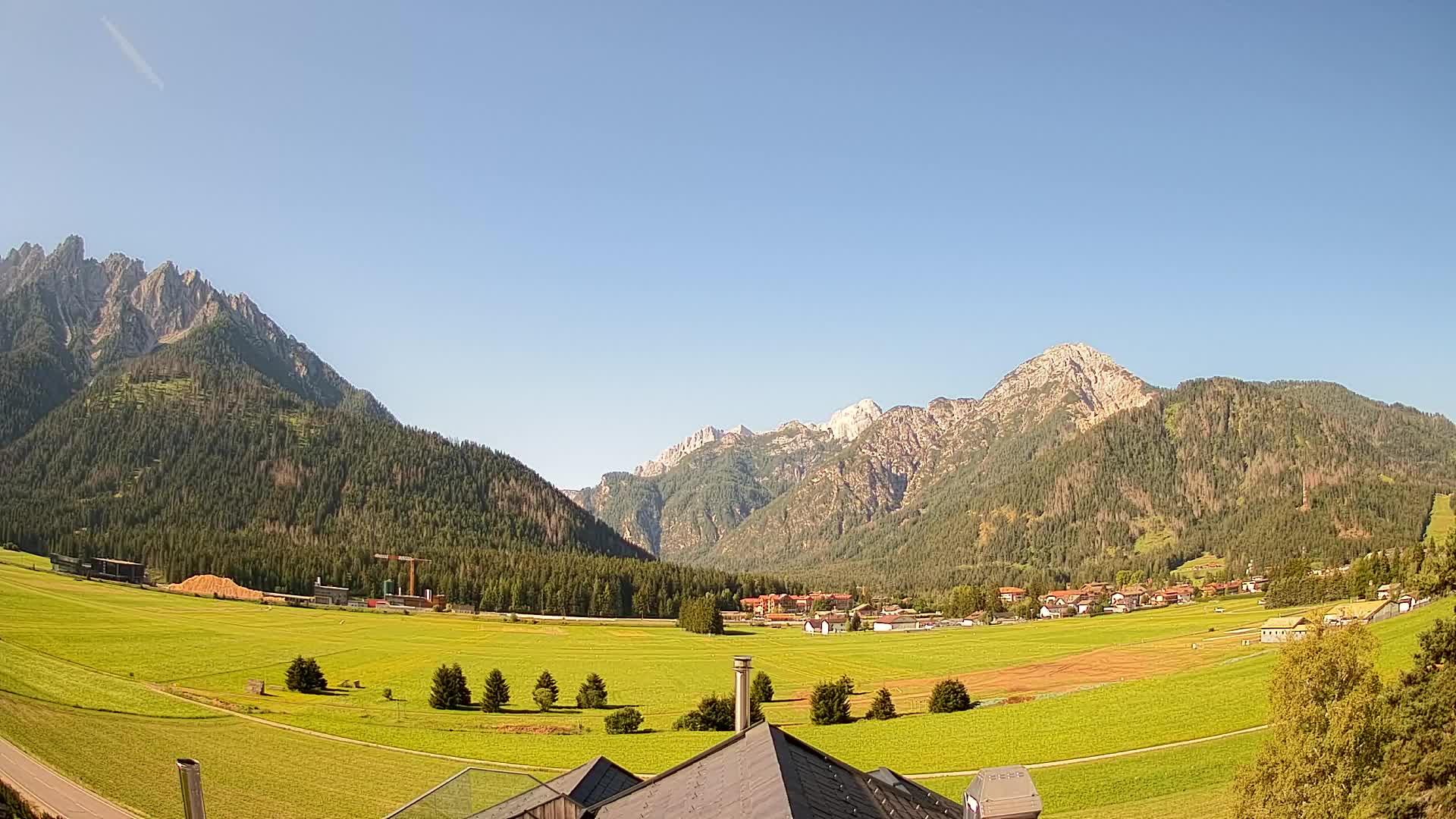Webcam Toblach Dolomites – View from Hotel Rosengarten