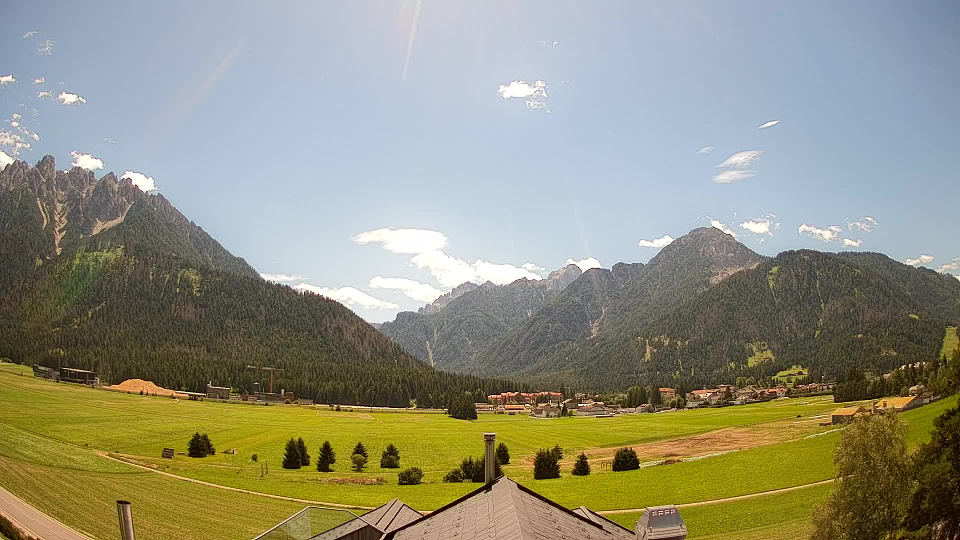 Webcam Dobbiaco Dolomiti – Vista dall’Hotel Rosengarten