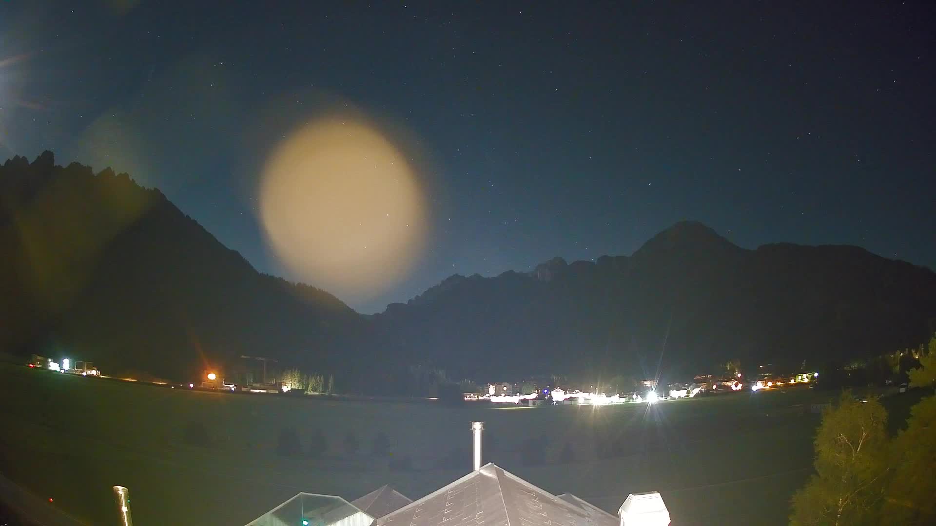 Webcam Toblach Dolomites – View from Hotel Rosengarten