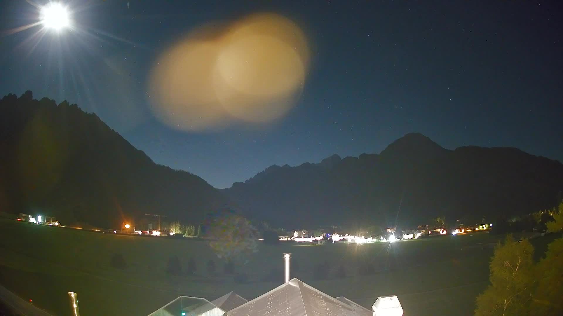 Webcam Toblach Dolomites – View from Hotel Rosengarten