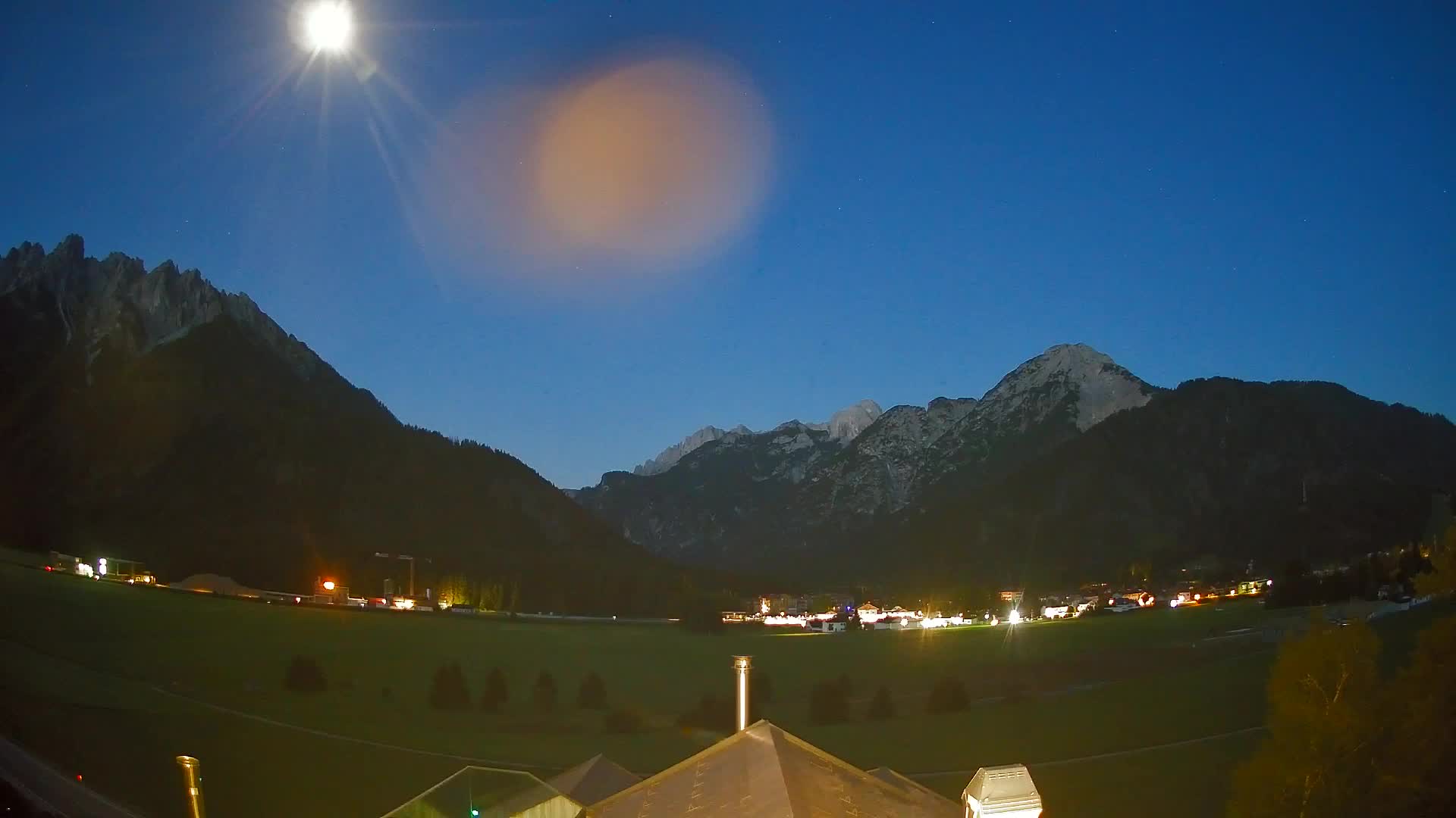 Webcam Toblach Dolomites – View from Hotel Rosengarten