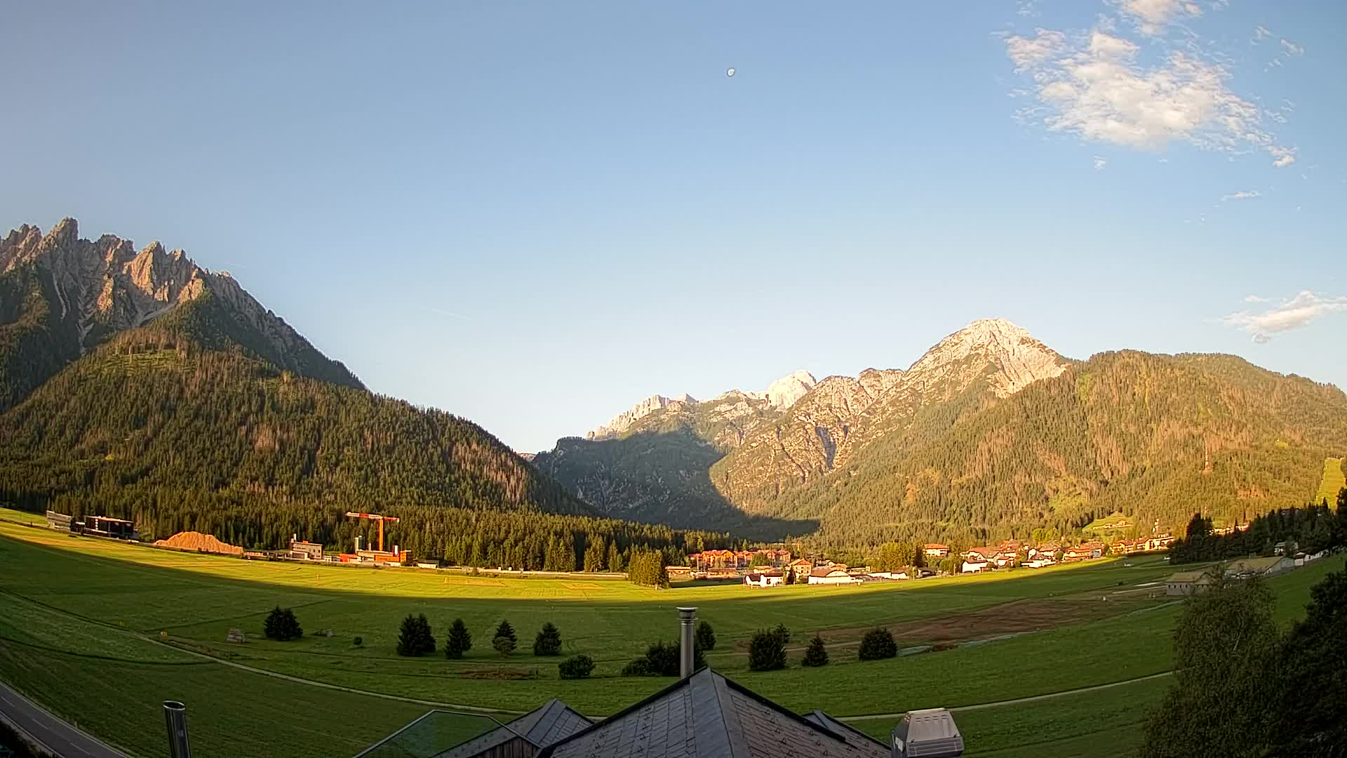 Webcam Toblach Dolomites – View from Hotel Rosengarten