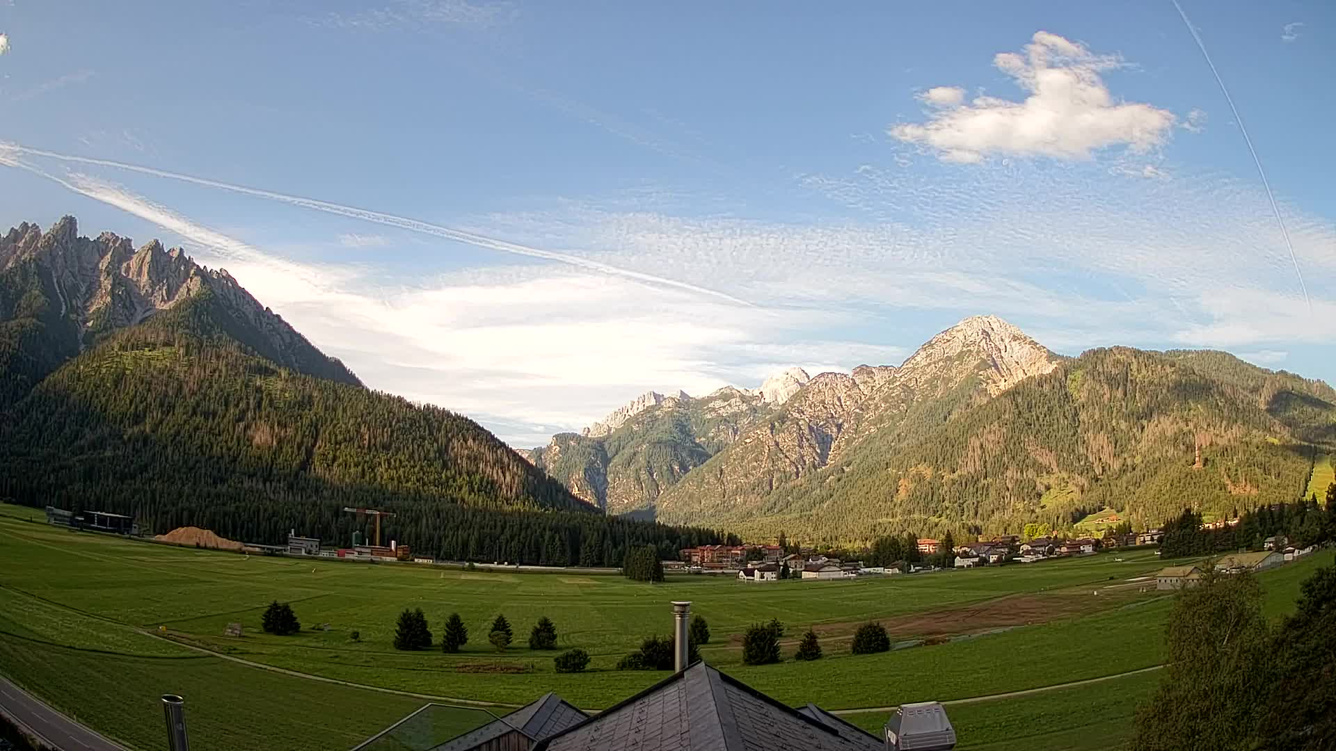 Webcam Toblach Dolomites – View from Hotel Rosengarten