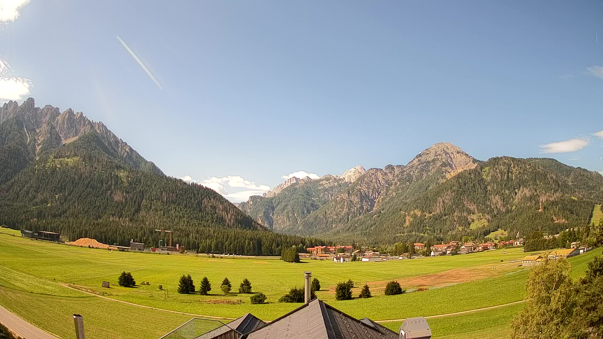 Webcam Toblach Dolomites – View from Hotel Rosengarten