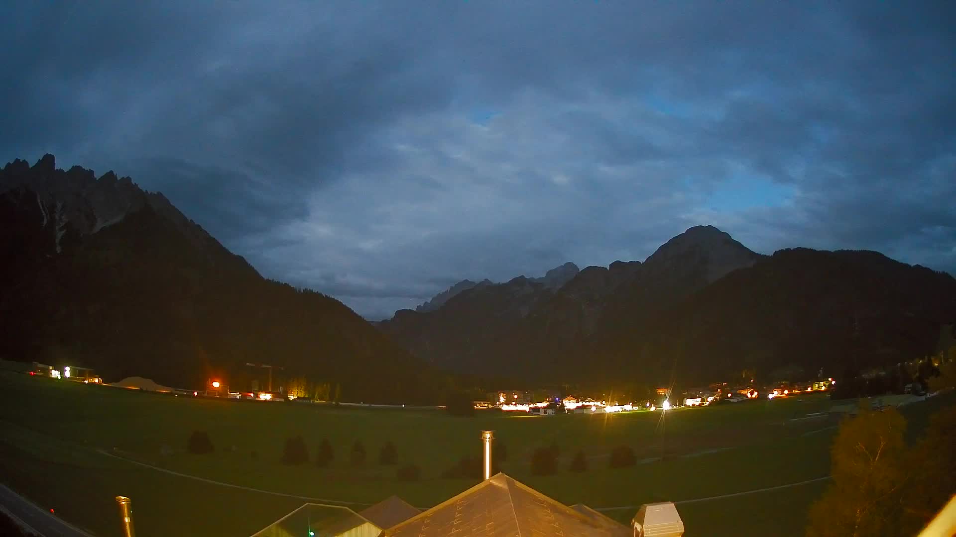 Webcam Dobbiaco Dolomiti – Vista dall’Hotel Rosengarten
