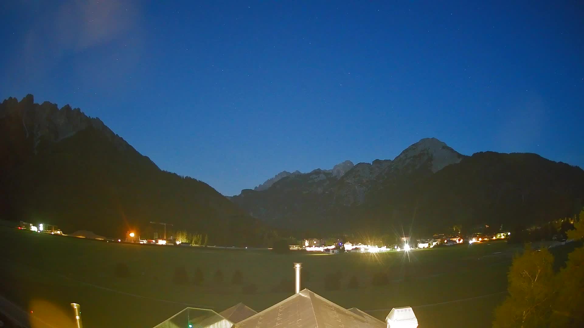 Webcam Toblach Dolomites – View from Hotel Rosengarten