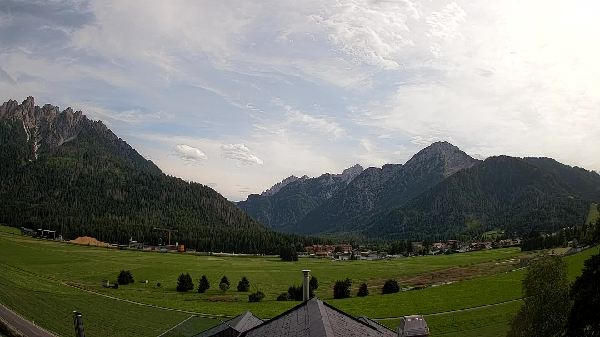 Webcam Toblach Dolomites – View from Hotel Rosengarten