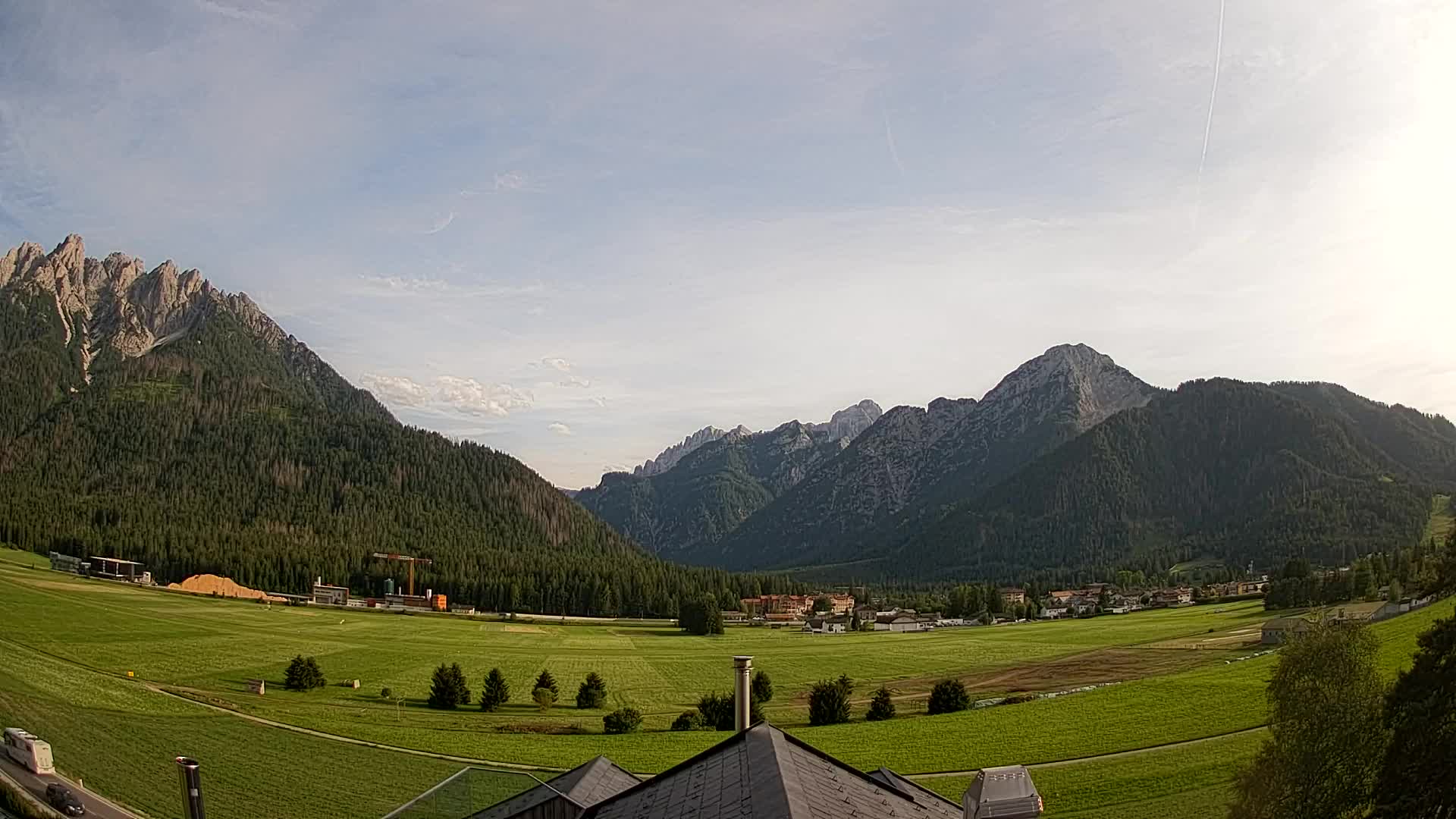 Spletna kamera Toblach Dolomiti – Pogled iz hotela Rosengarten