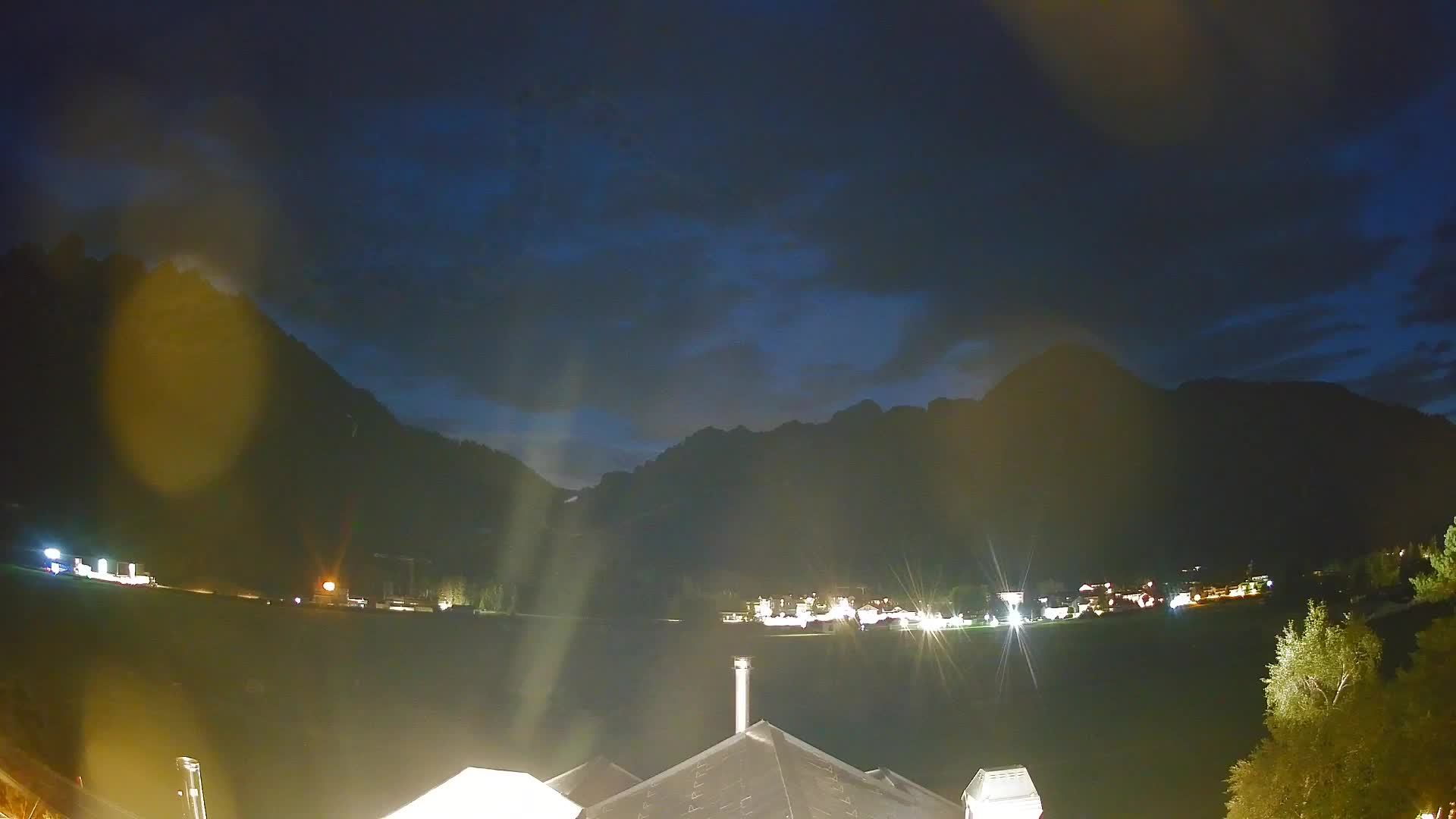 Webcam Toblach Dolomites – View from Hotel Rosengarten