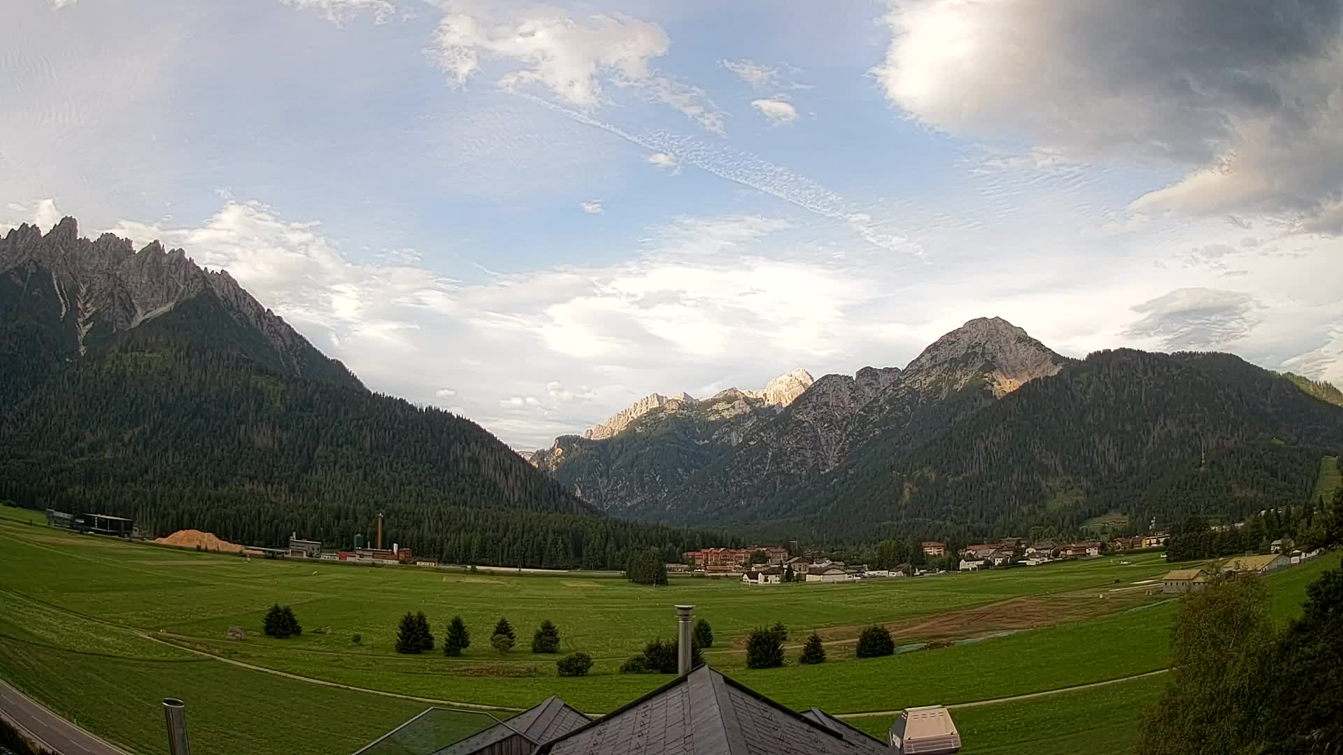 Webcam Dobbiaco Dolomiti – Vista dall’Hotel Rosengarten