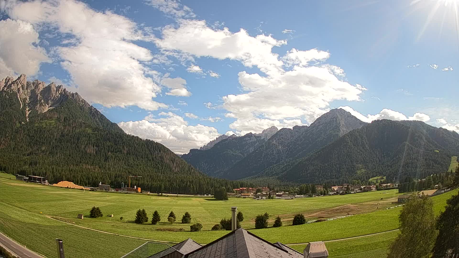 Webcam Dobbiaco Dolomiti – Vista dall’Hotel Rosengarten