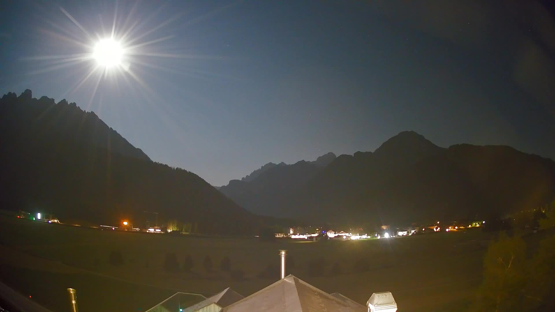 Webcam Toblach Dolomites – View from Hotel Rosengarten