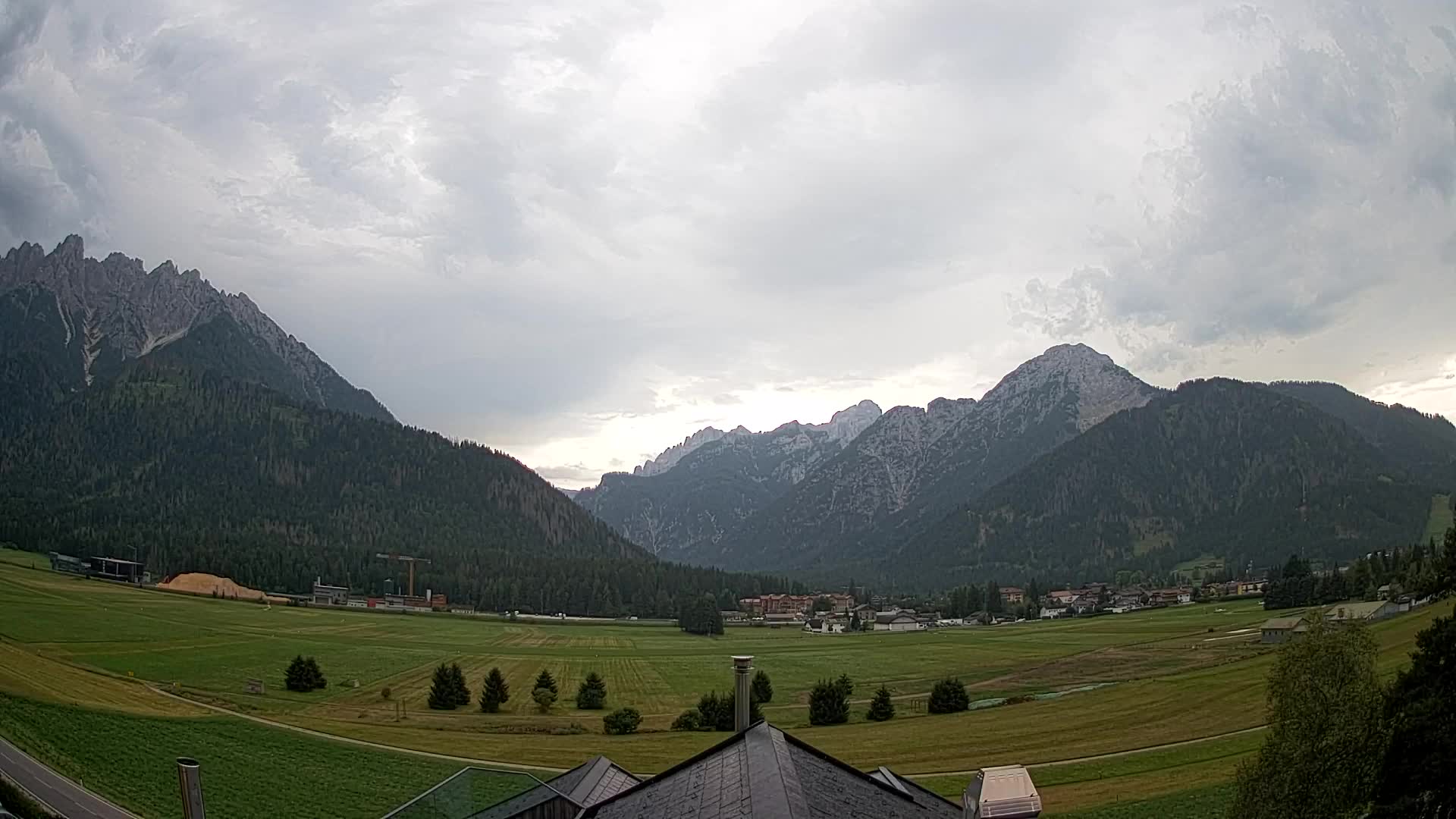 Webcam Dobbiaco Dolomiti – Vista dall’Hotel Rosengarten