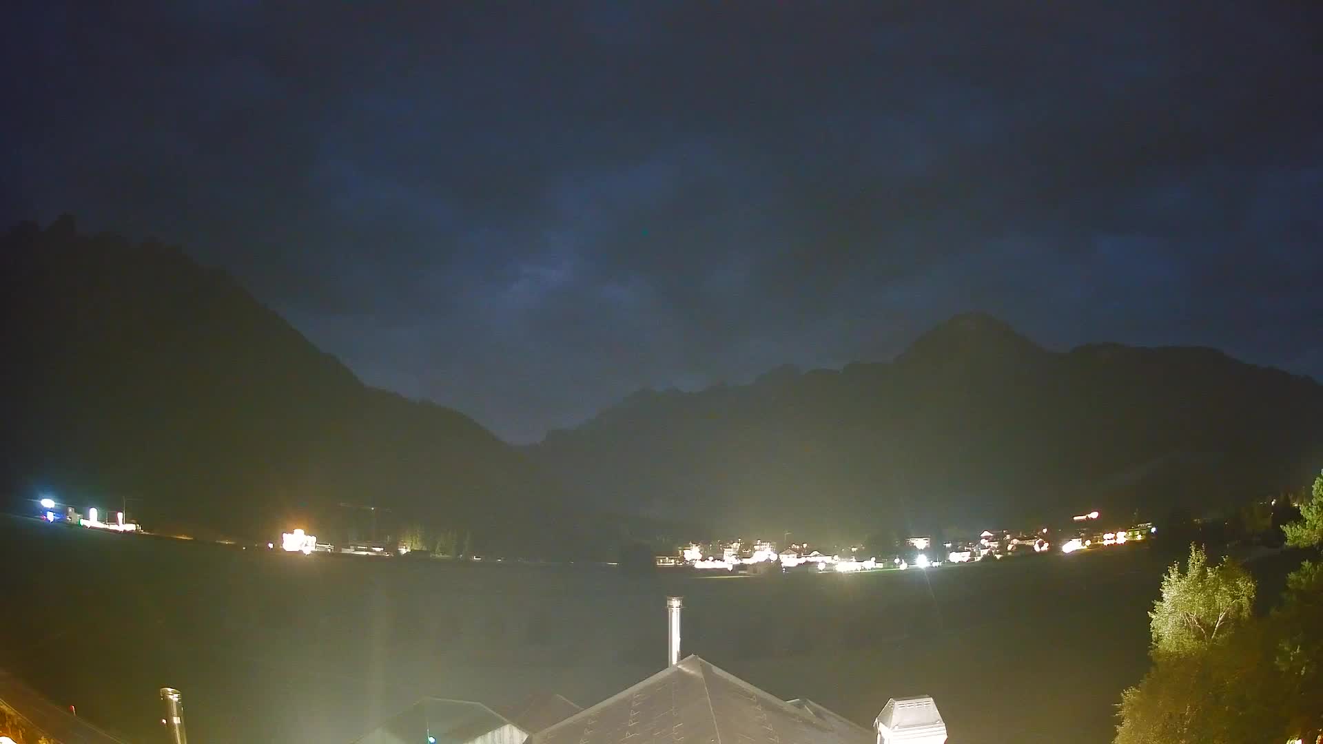 Webcam Toblach Dolomites – View from Hotel Rosengarten