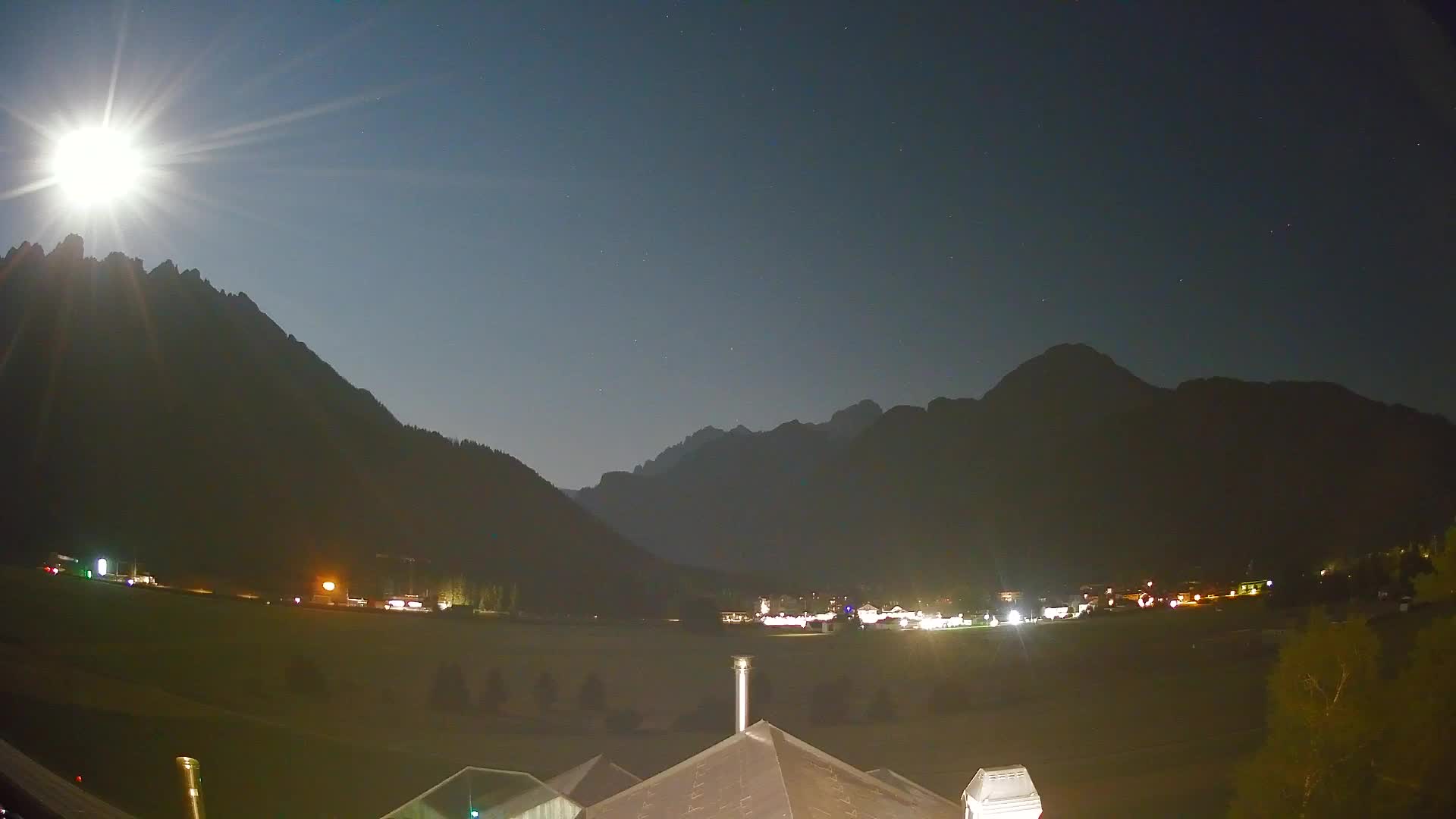 Webcam Toblach Dolomites – View from Hotel Rosengarten