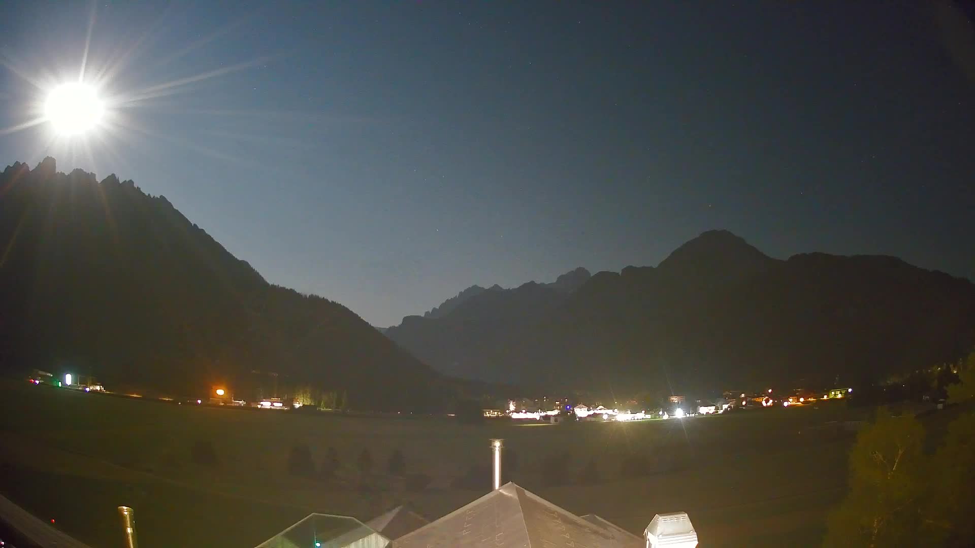 Webcam Toblach Dolomites – View from Hotel Rosengarten