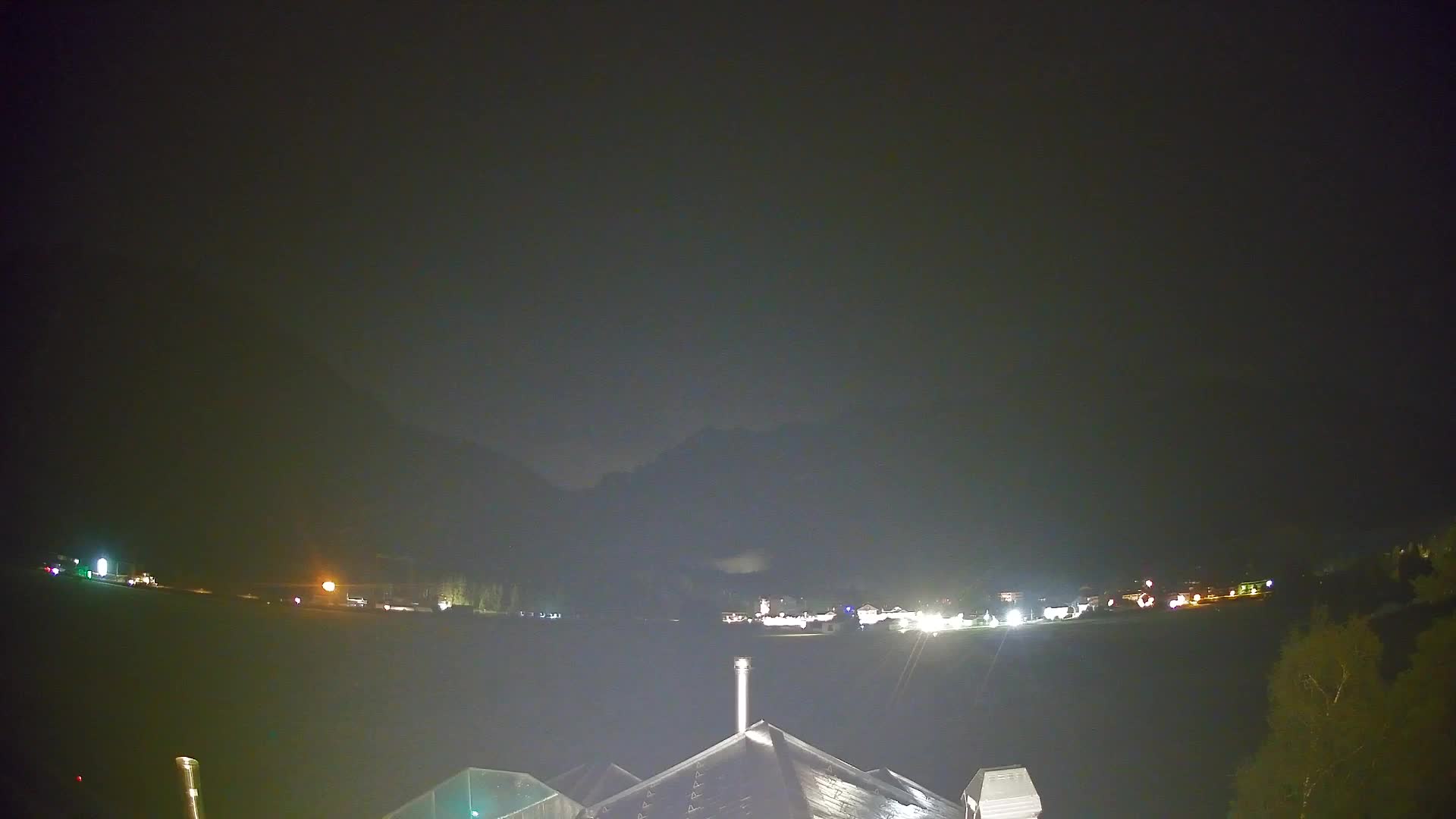 Web kamera Toblach Dolomiti – Pogled s Hotela Rosengarten