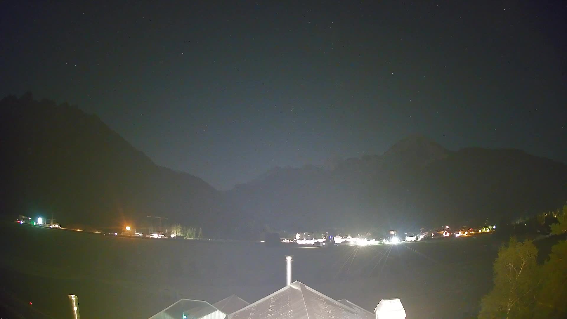 Spletna kamera Toblach Dolomiti – Pogled iz hotela Rosengarten